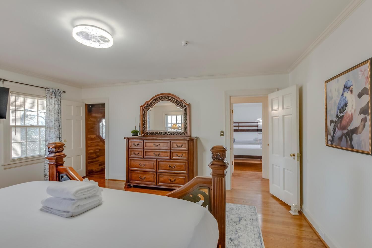 Charmed Manor-5 Mi To Dt, Opry & Airport, Beautiful Antique Estate, Sleeps 12 *