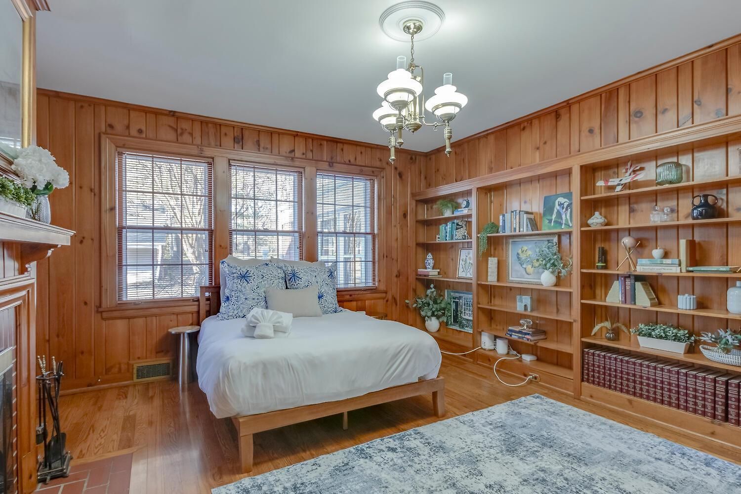 Villa Charmed Manor-5 Mi To Dt, Opry & Airport, Beautiful Antique Estate, Sleeps 12 Nashville