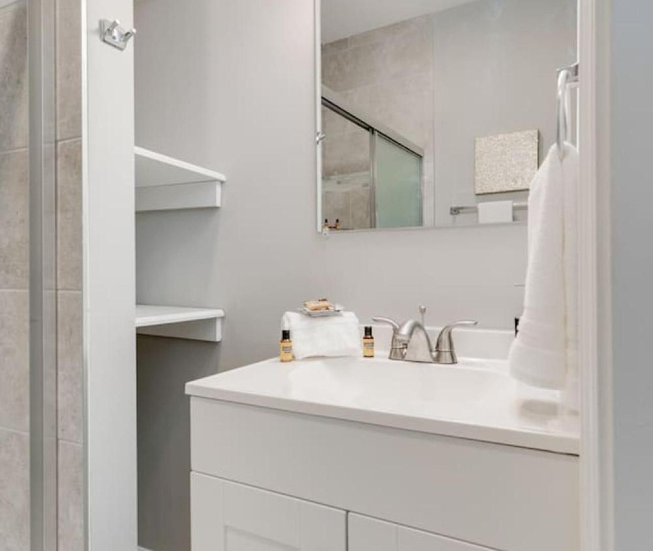 Centennial Park Getaway - 2bdrm Apartment Nashville