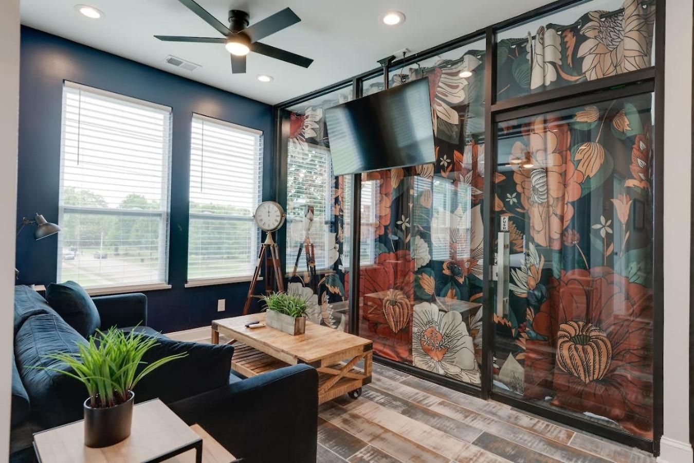 Modern Getaway Near Vandy * Nashville
