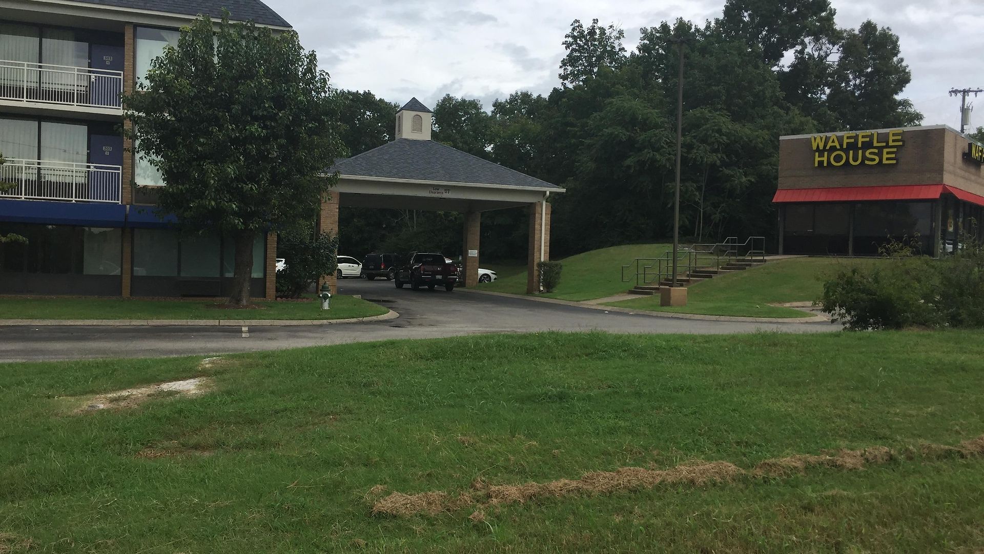 Hotel 6-nashville, Tn - Airport 3*