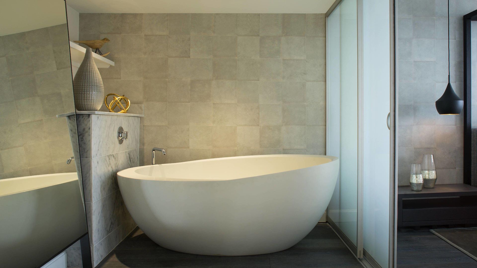 Sheraton Grand Downtown Hotel 4*