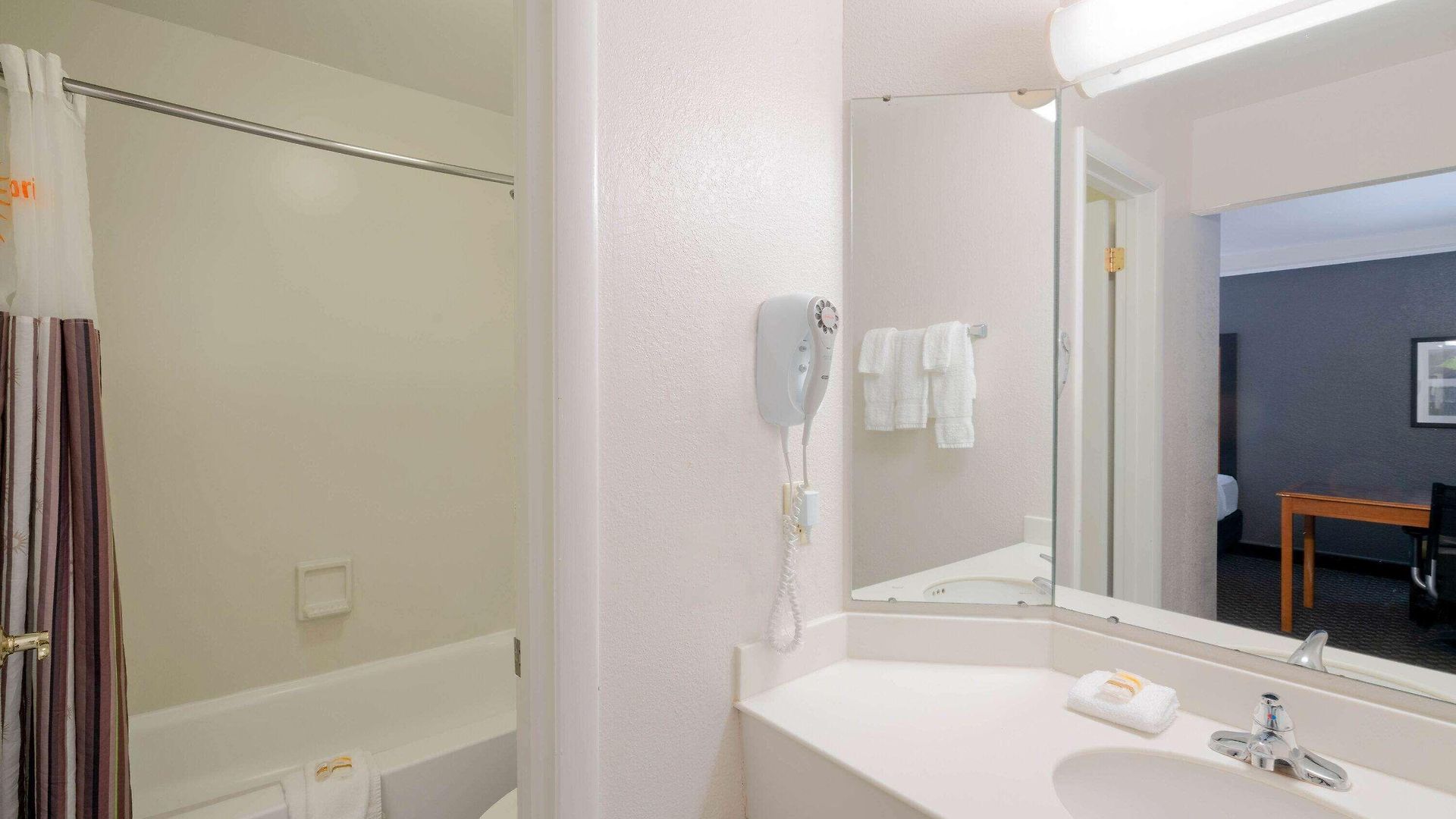 Hotel La Quinta By Wyndham South 2*