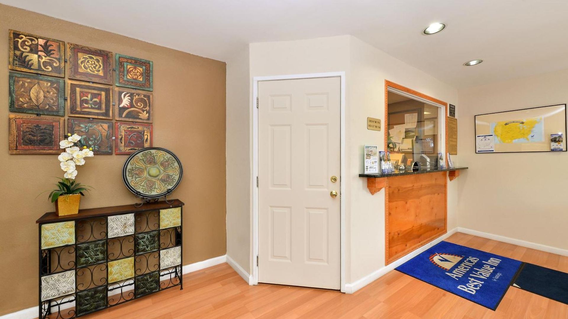 Americas Value Near Downtown 2* Nashville