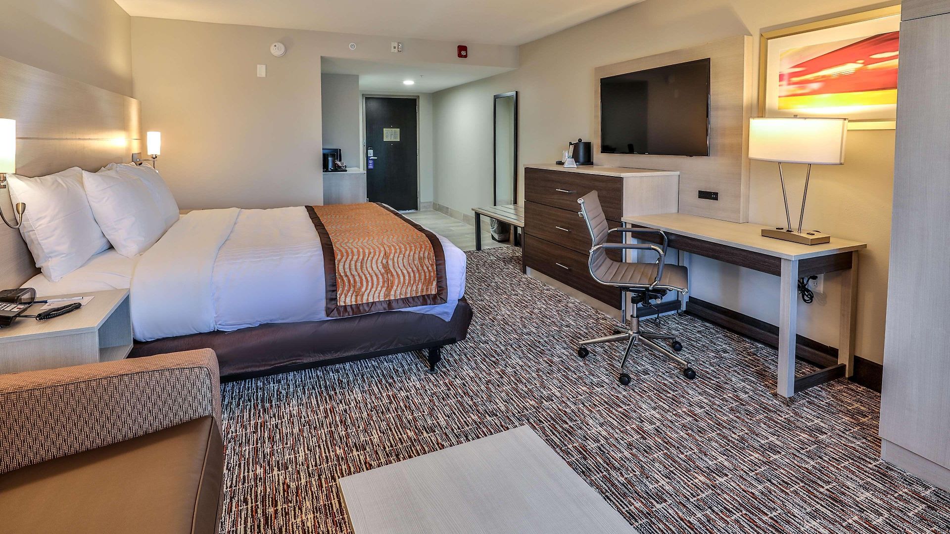 Western Executive Residency Hotel 3*