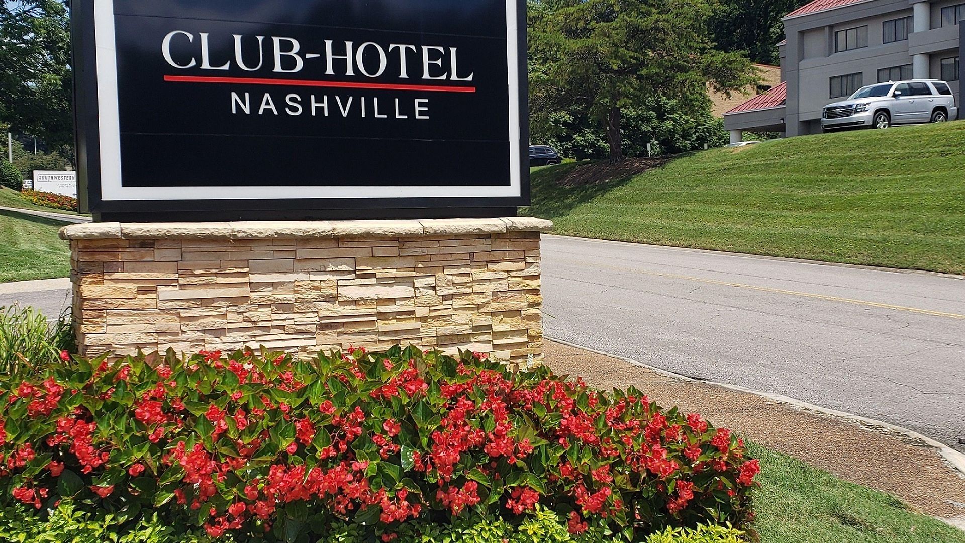 Club & 3* Nashville