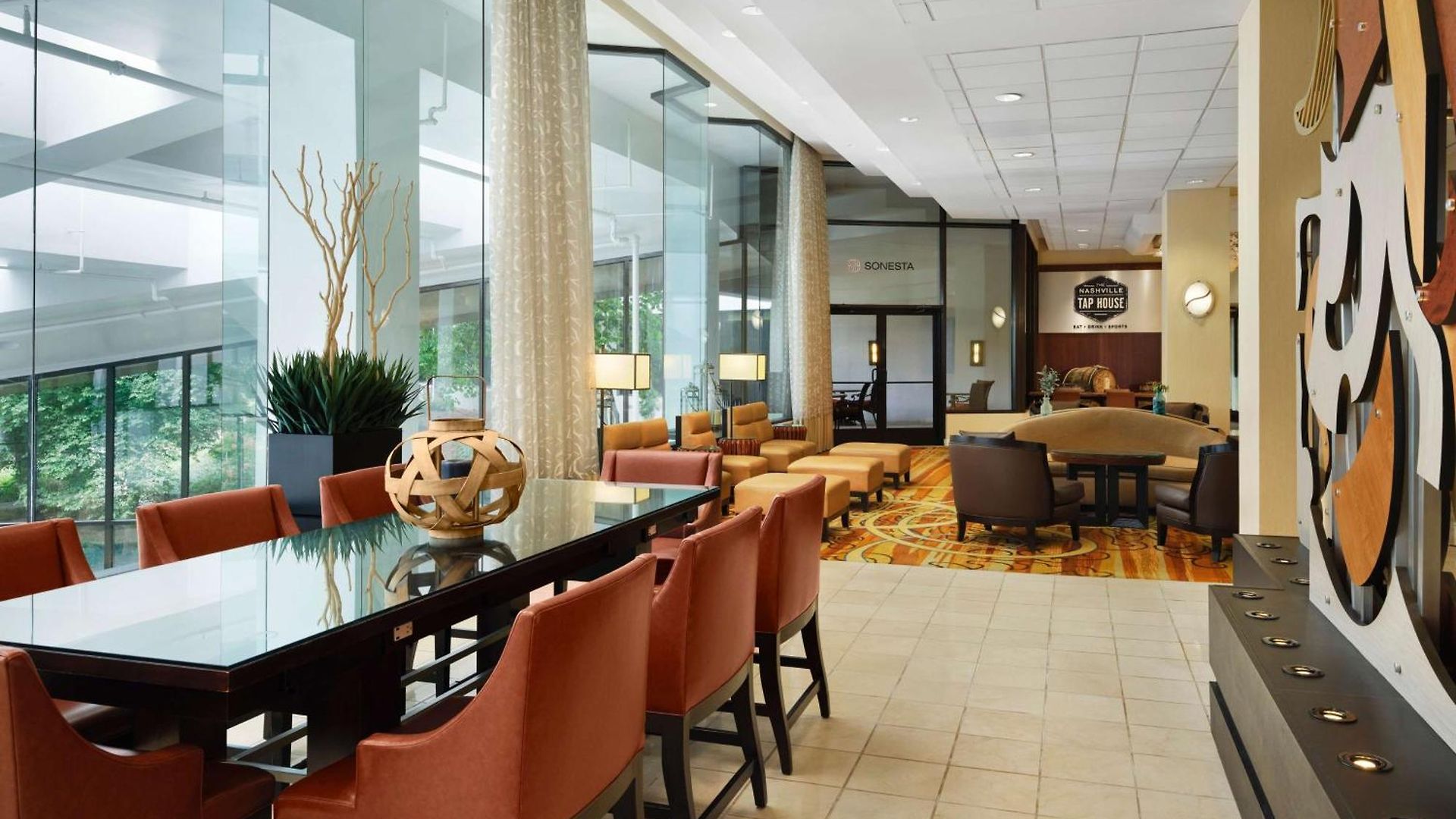 Hotel Sonesta Airport 4*