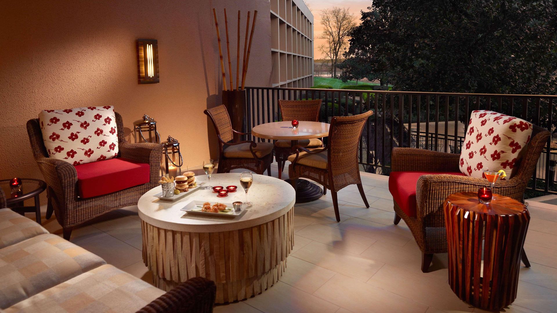 Hotel Sonesta Airport 4*