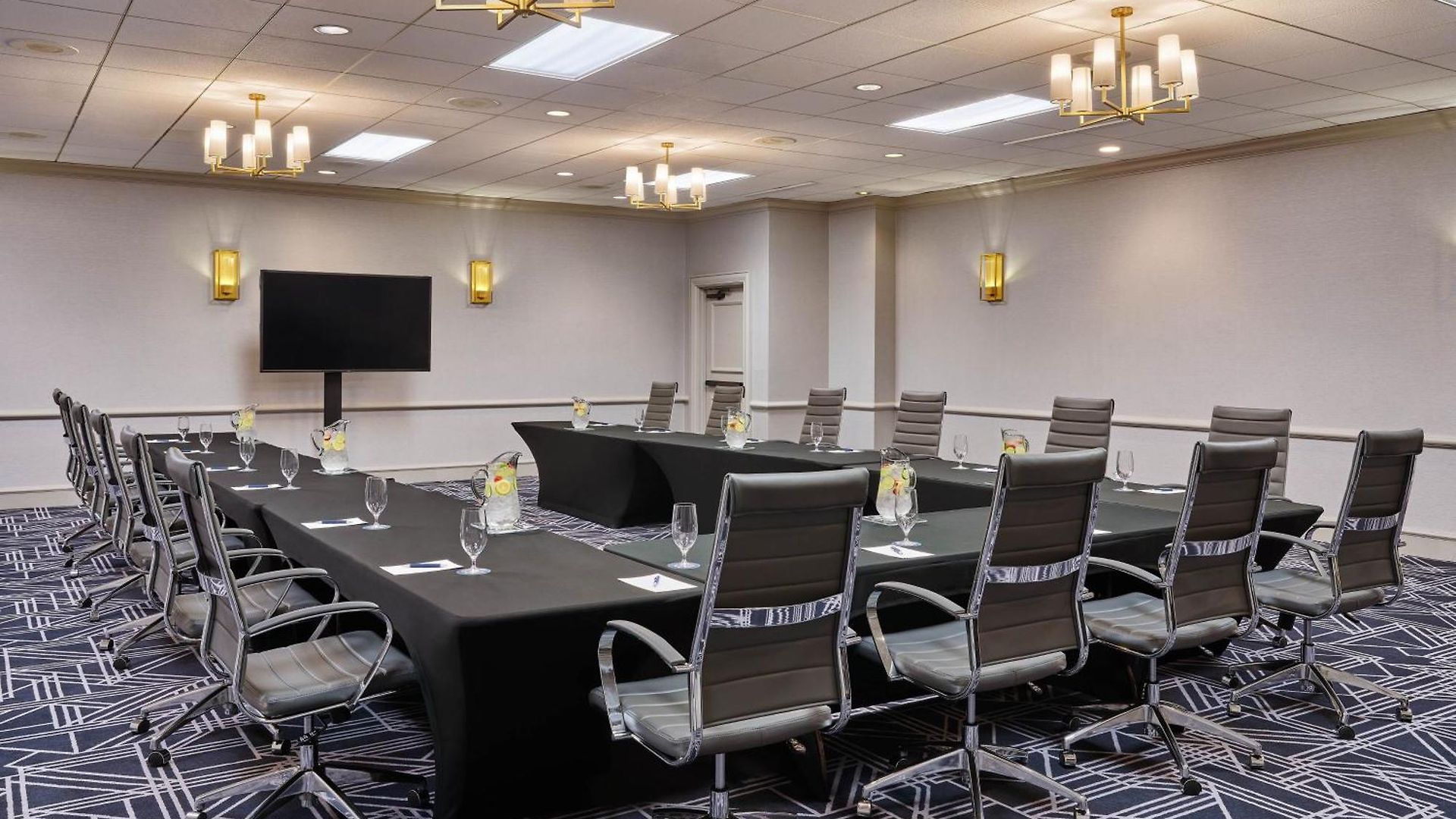 Sheraton Music Airport 4* Nashville