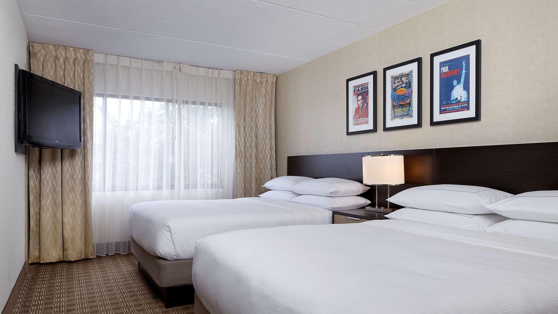 Doubletree By Hilton Airport Hotel 3*
