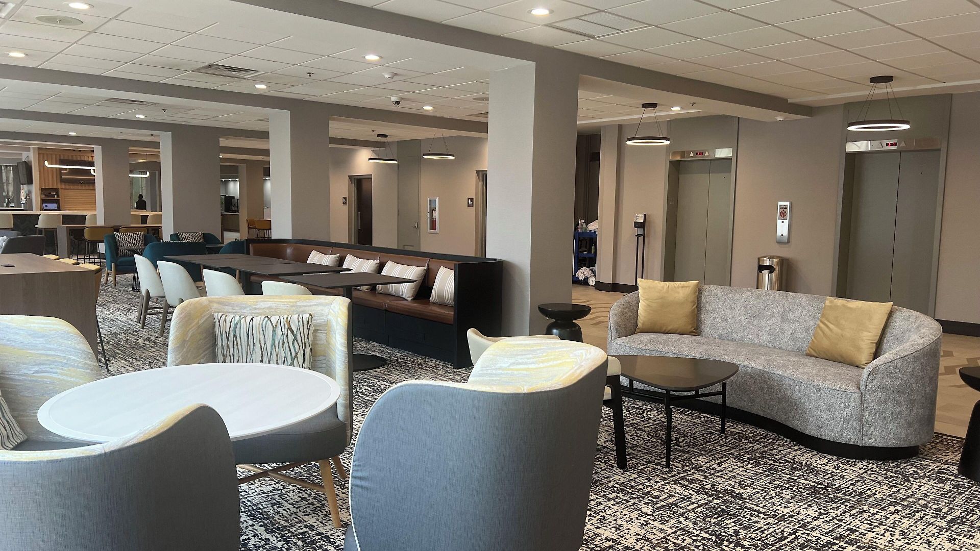 Hotel Downtown - Stadium By Ihg Nashville