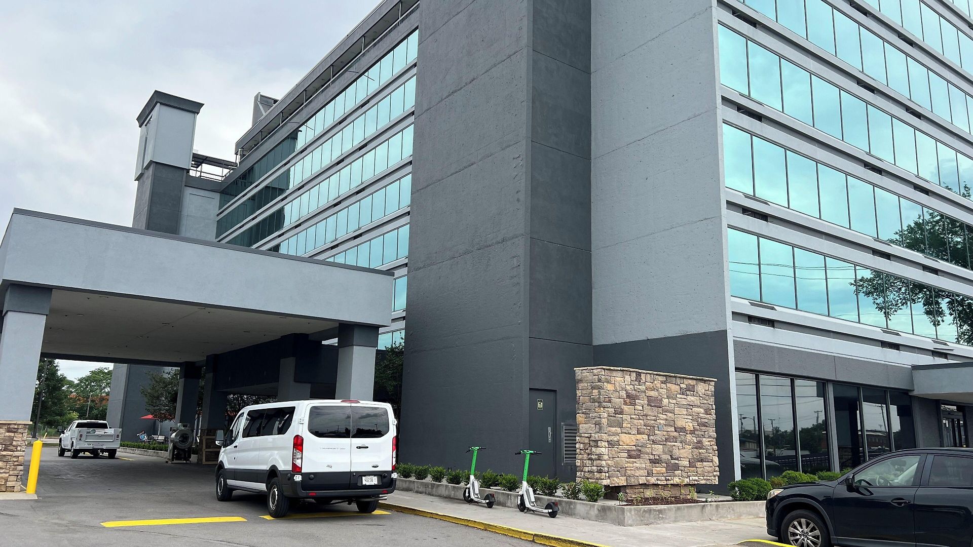 Hotel Downtown - Stadium By Ihg Nashville