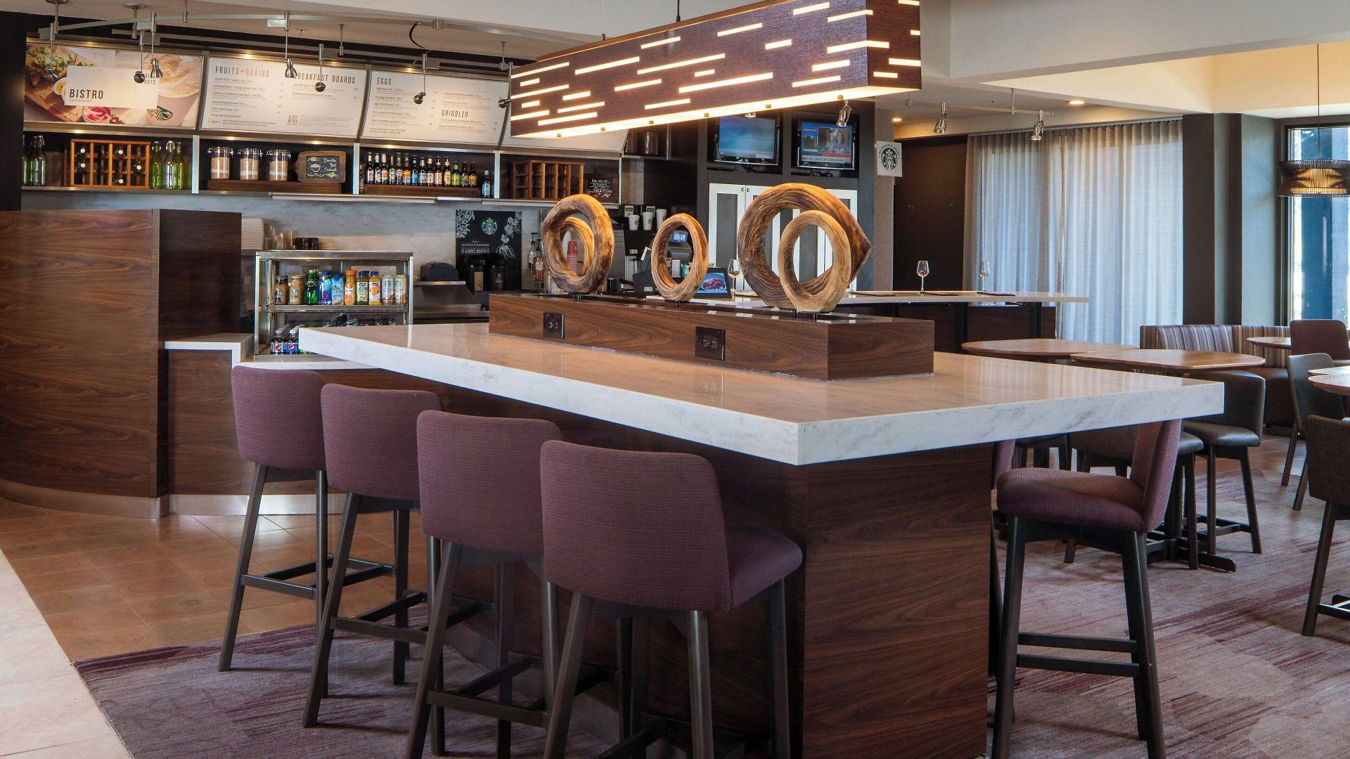 Courtyard By Marriott Airport Hotel Nashville