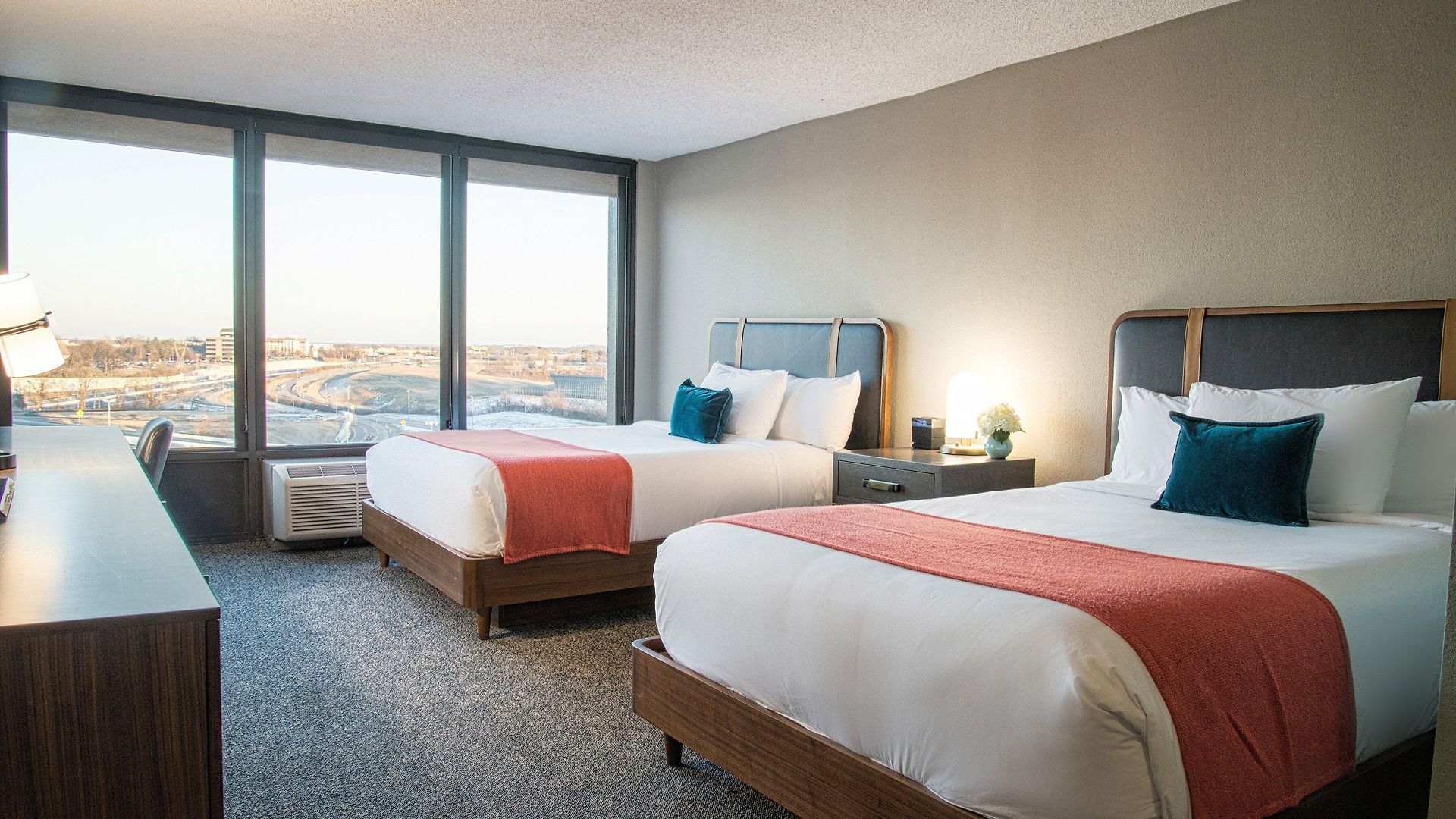 Hotel Delta By Marriott Airport Nashville