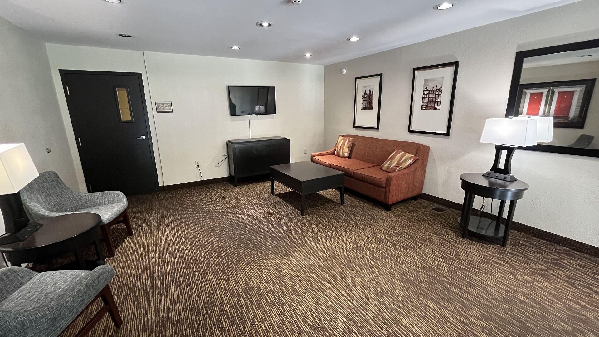Homestay Suites