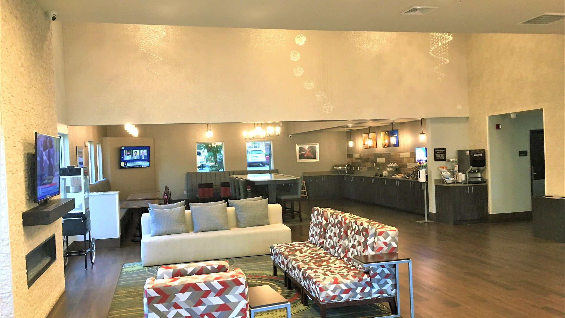 Comfort Airport - Bna Hotel