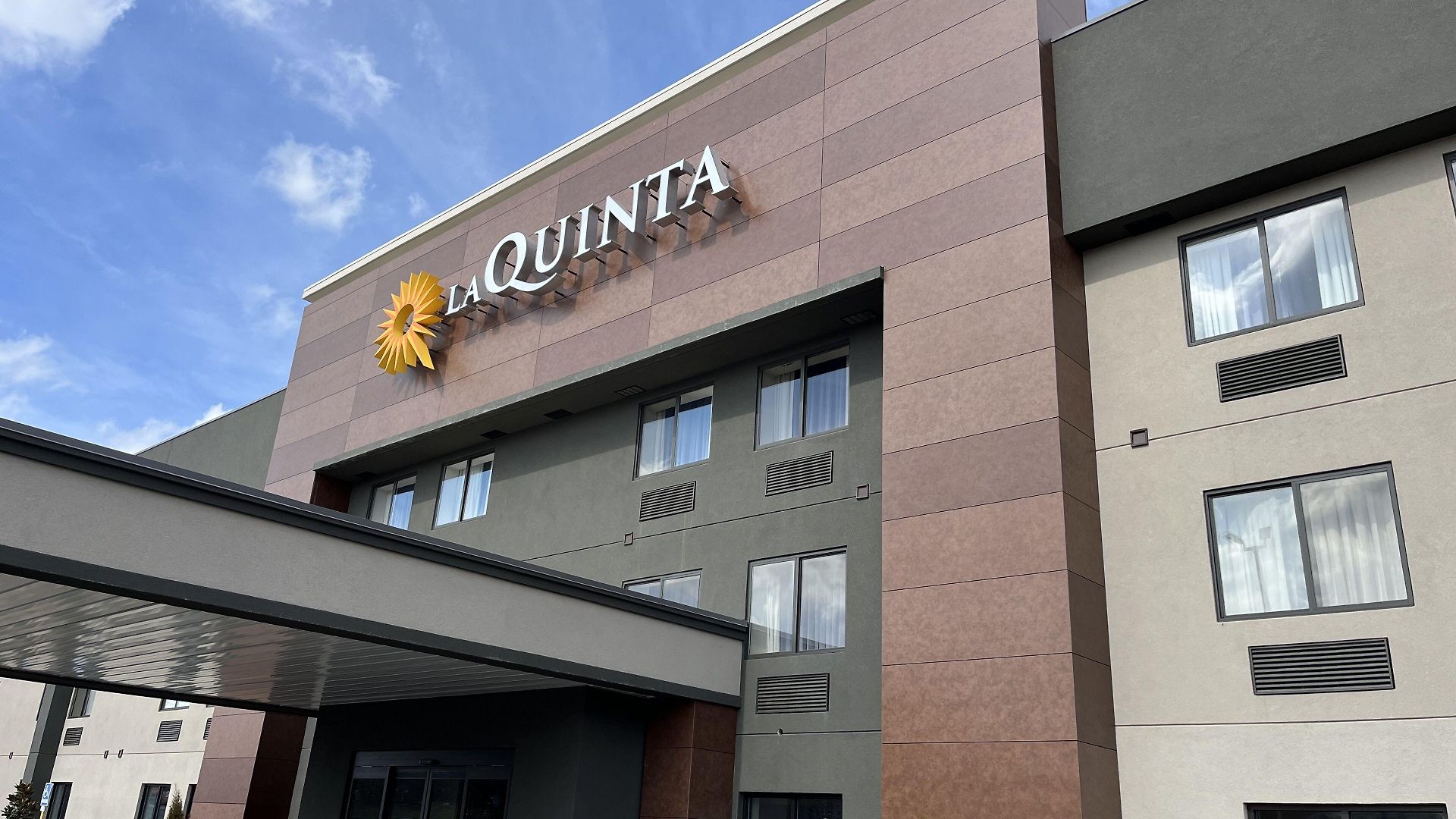 Hotel La Quinta By Wyndham Airport