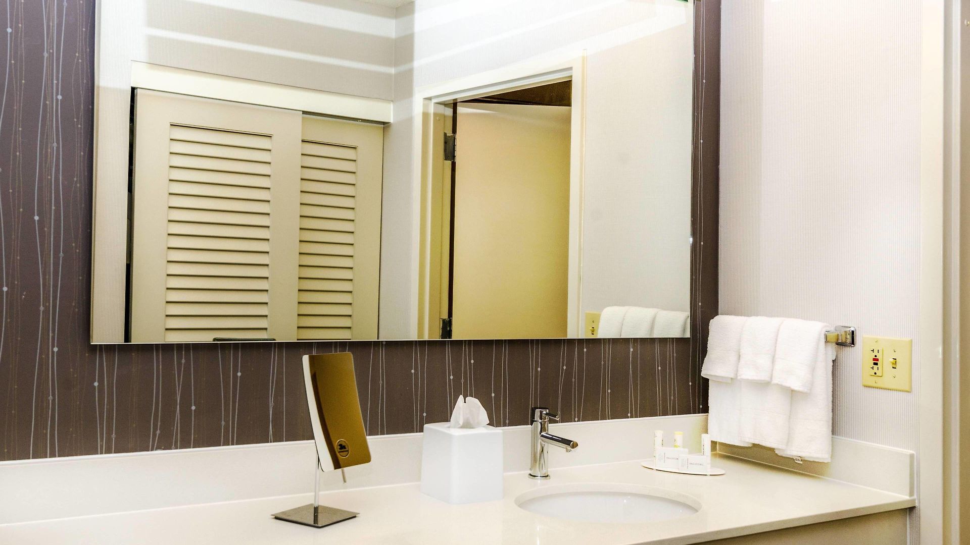 Hotel Courtyard By Marriott At Opryland