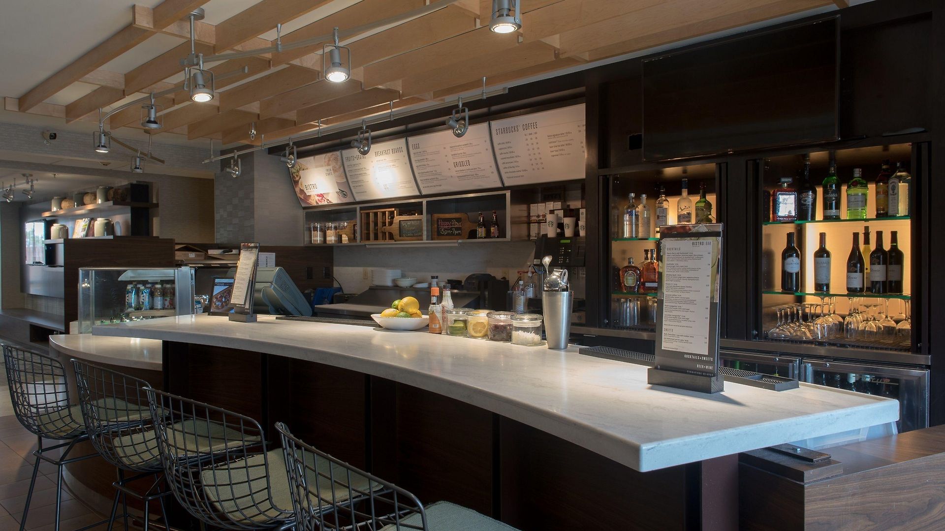 Hotel Courtyard By Marriott At Opryland 3*
