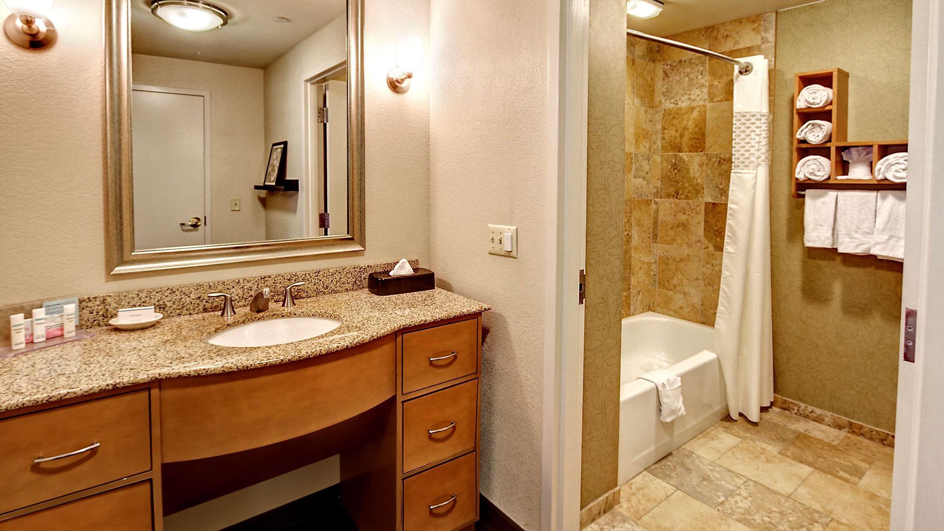 Hotel Hampton & Nashville-vanderbilt-elliston Place Nashville