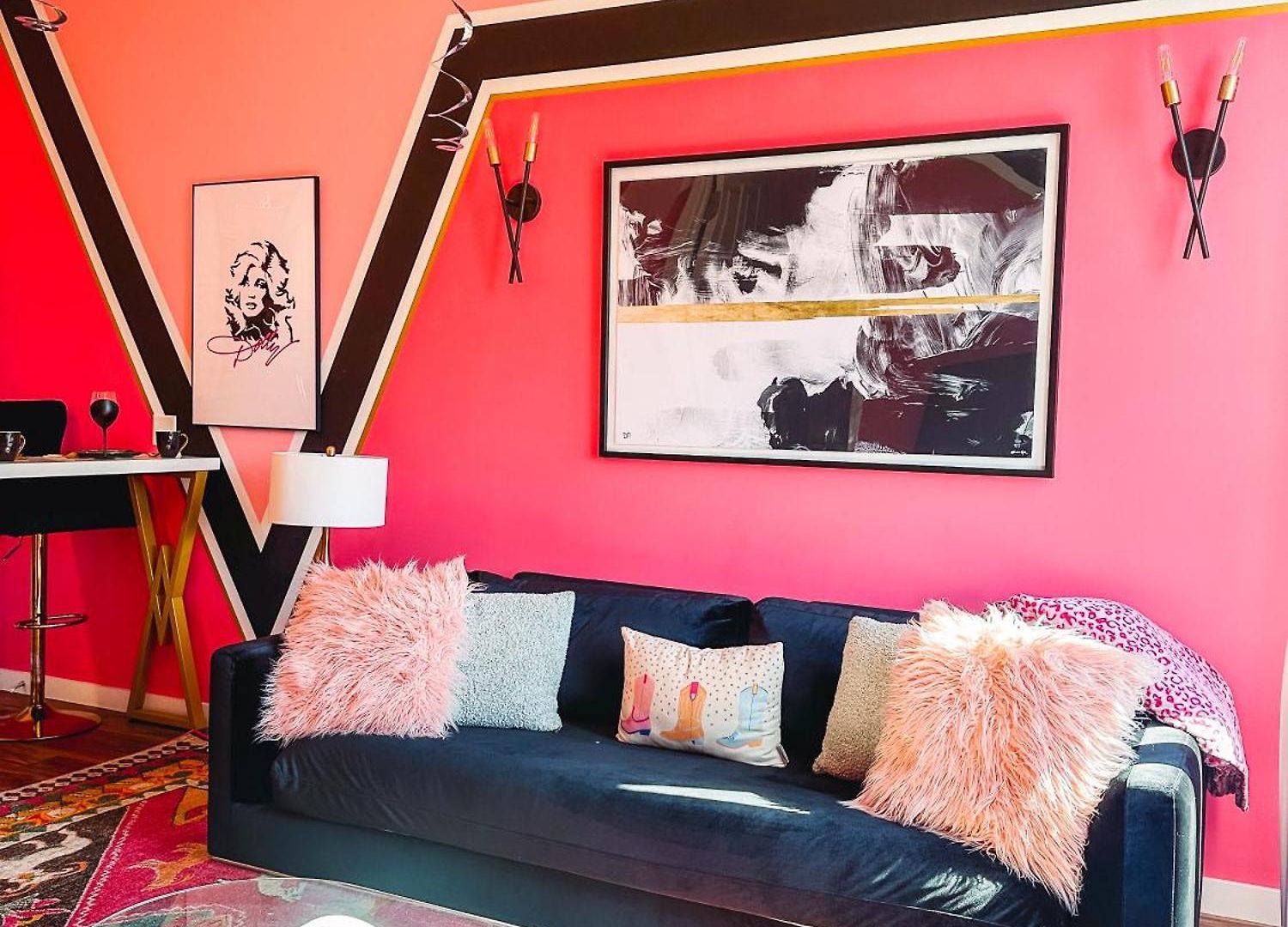 Holiday home Dolly's Glam Getaway - Glittering Gem Near Broadway Nashville