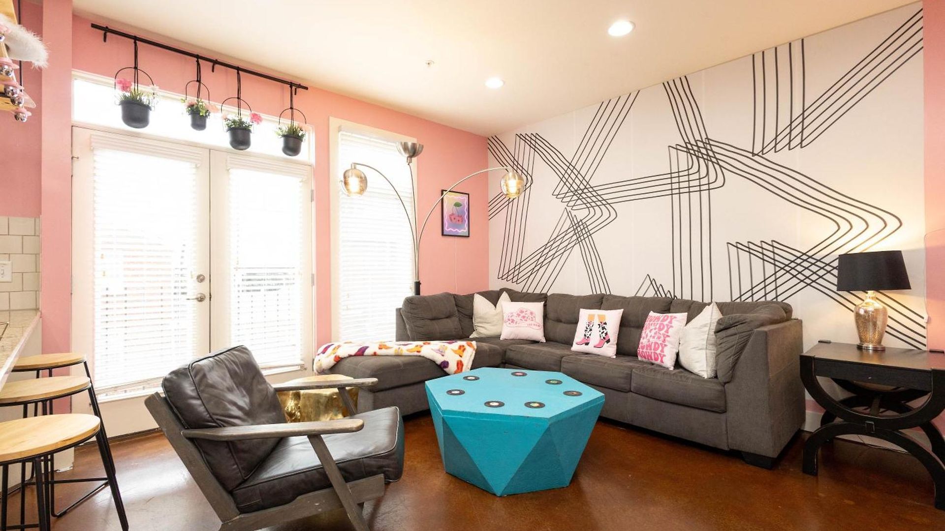 Pink Experience - West End Broadway & Restaurants