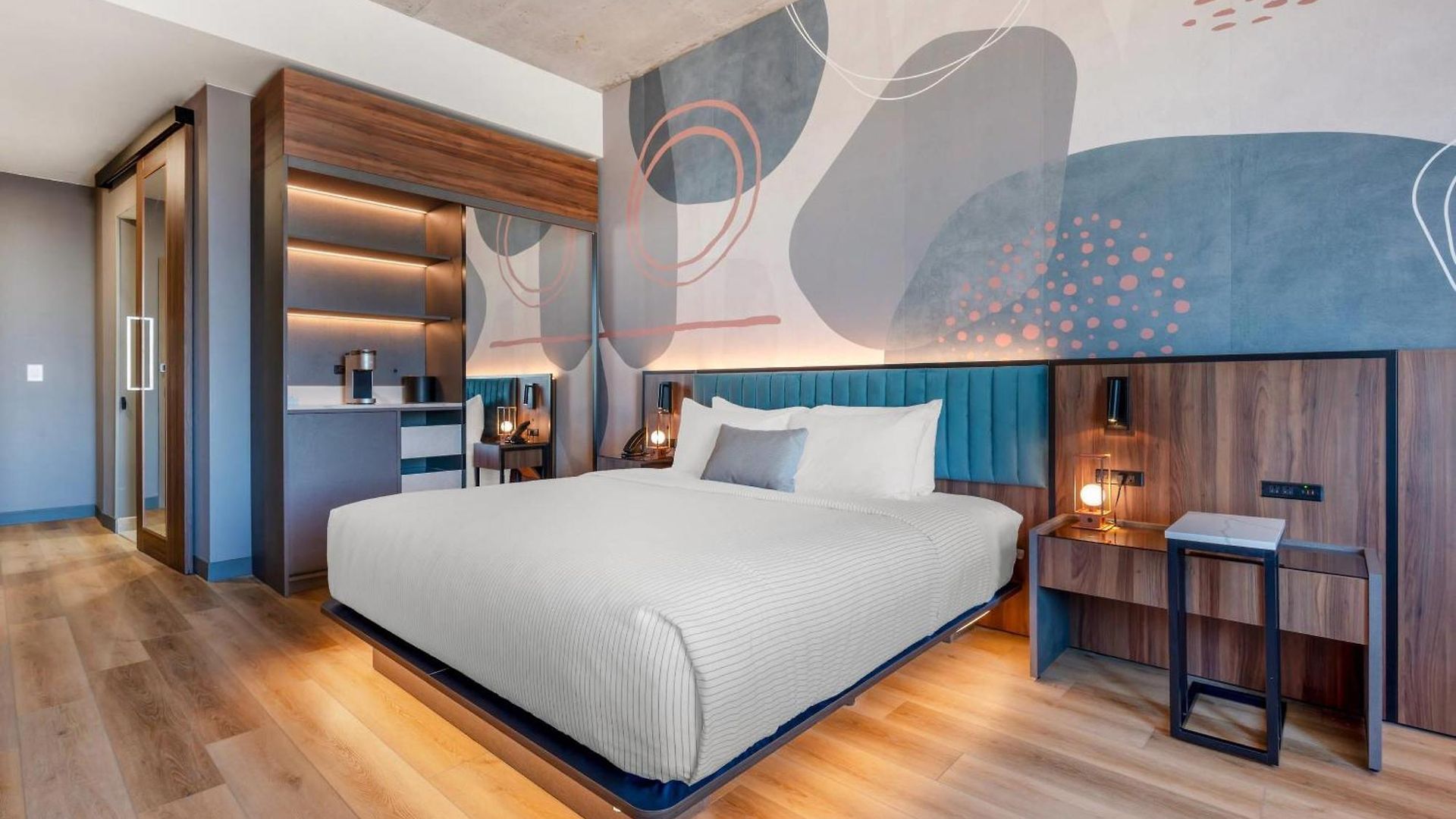 Cambria Midtown Hotel