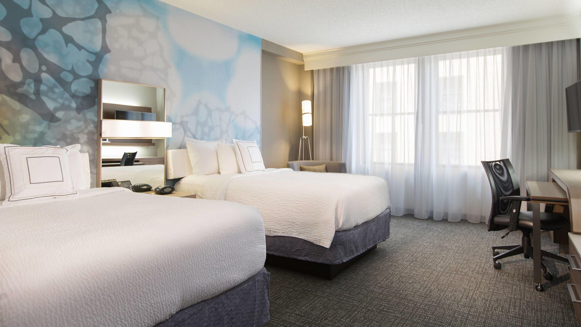 Courtyard By Marriott Downtown Hotel Nashville