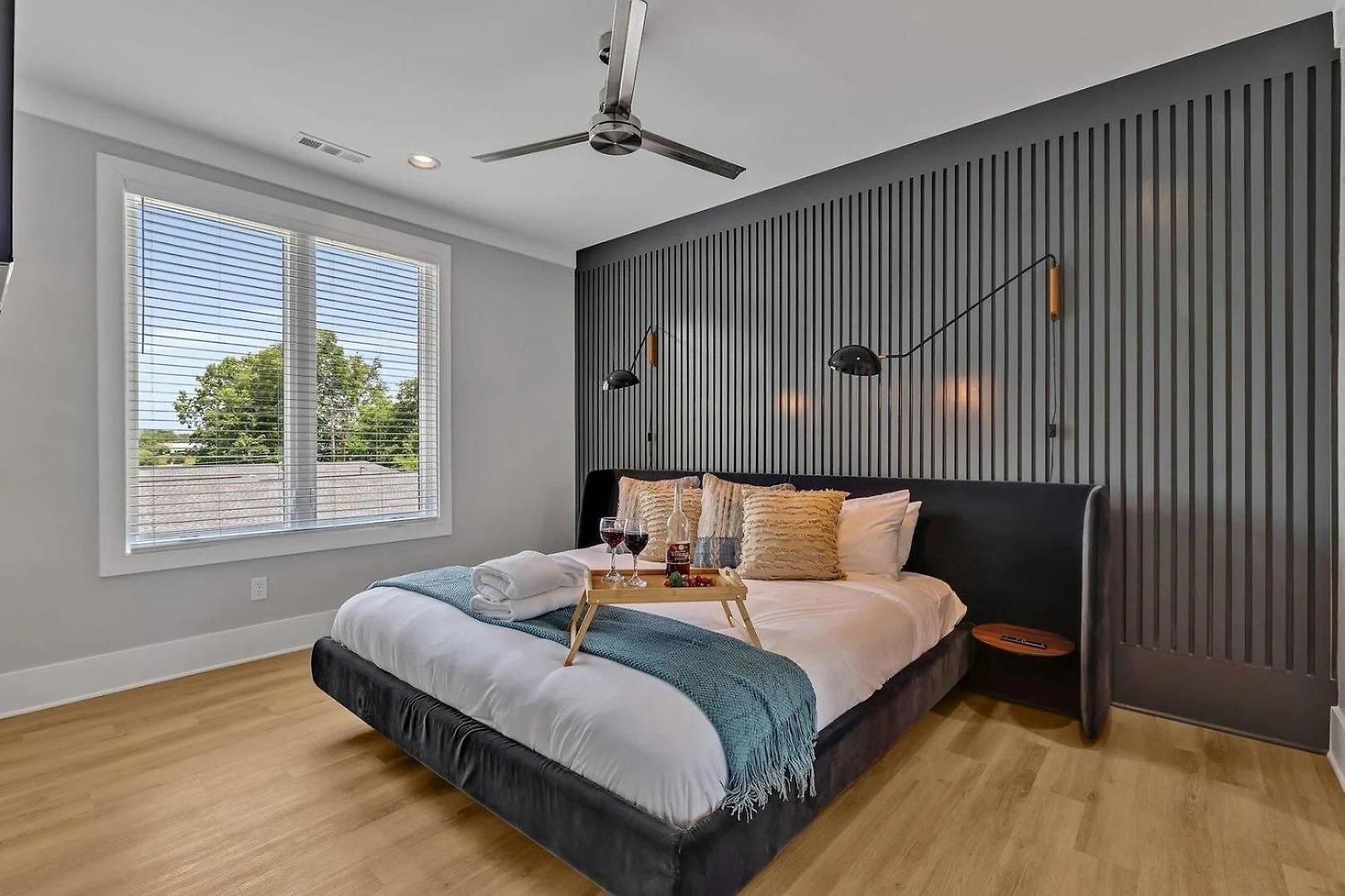Holiday home Ensemble-4 Unit Combo-8 Mins To Broadway