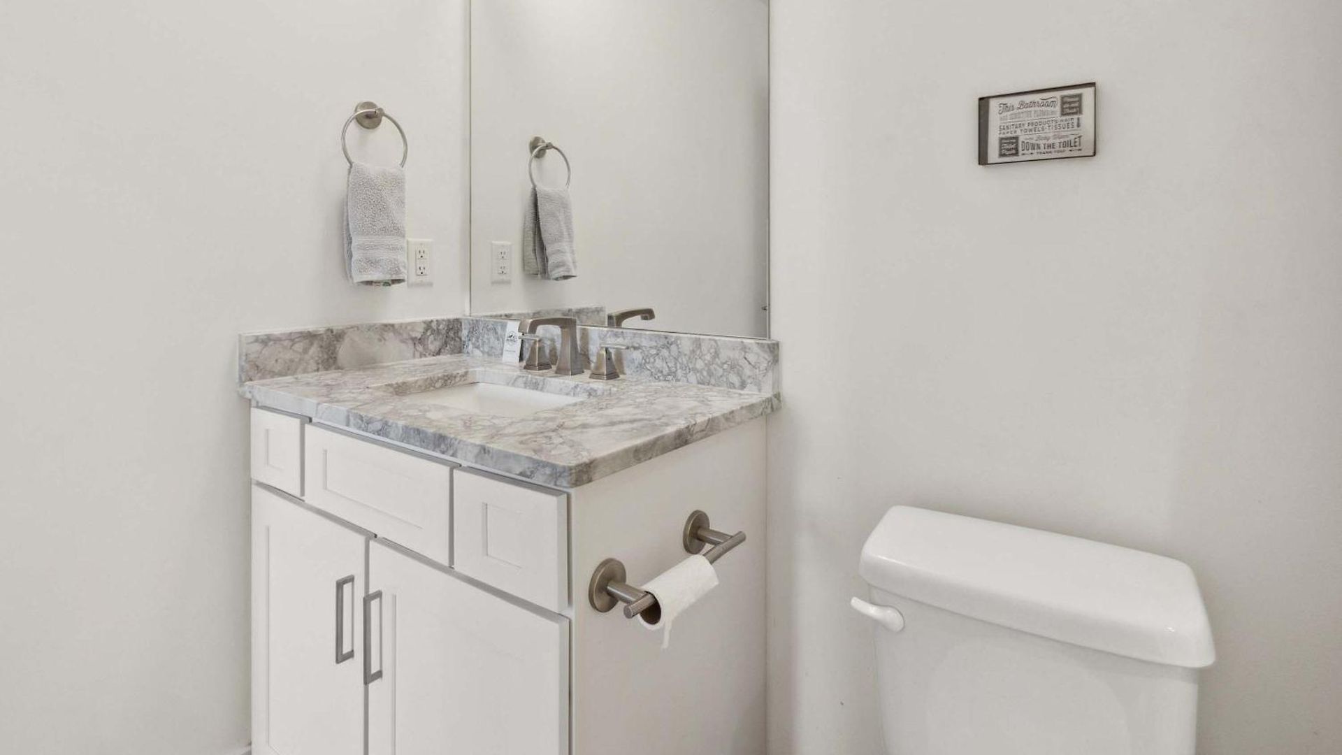 Gorgeous Home-2 Miles To Lower Broadway Holiday home Nashville