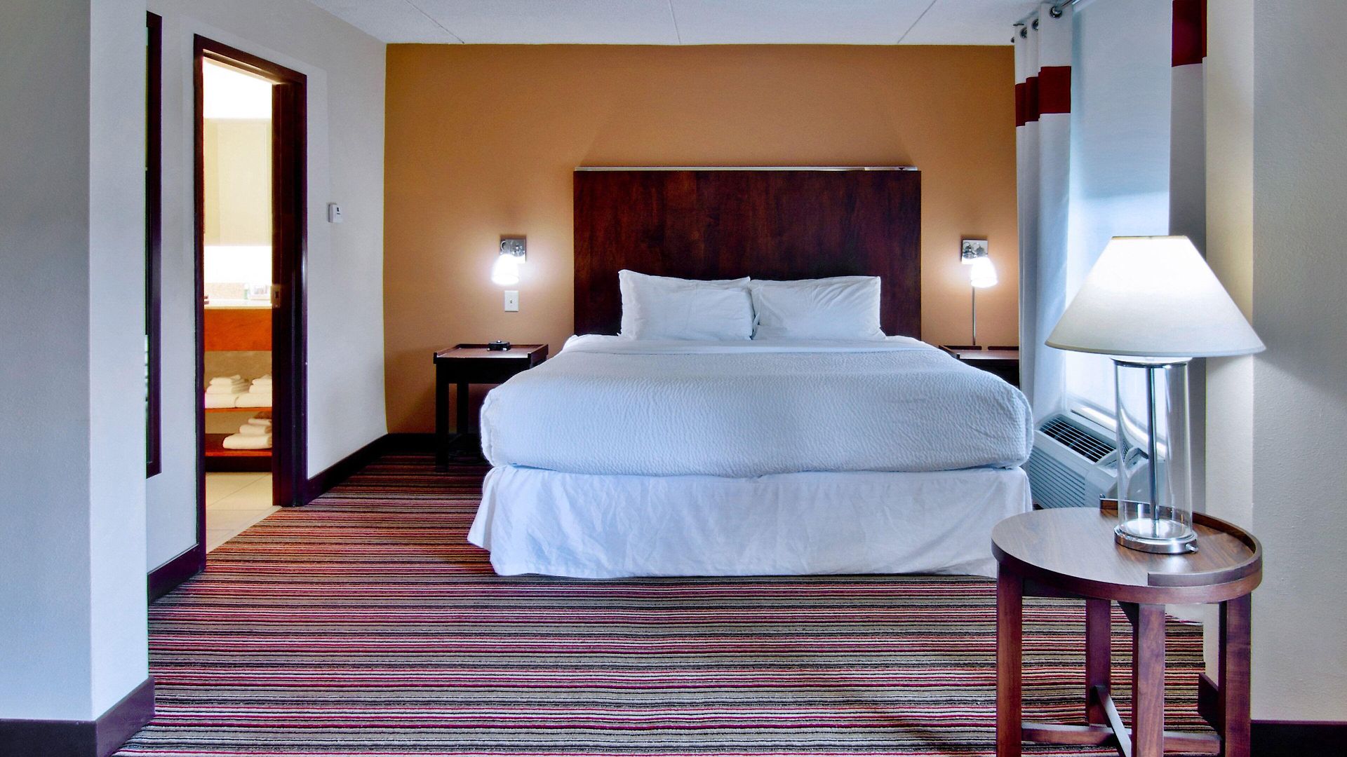 Four Points By Sheraton Airport Hotel Nashville