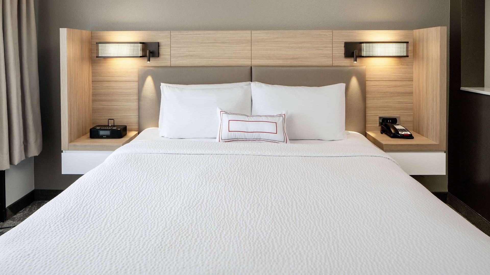 Sonesta Select Airport Hotel 3*