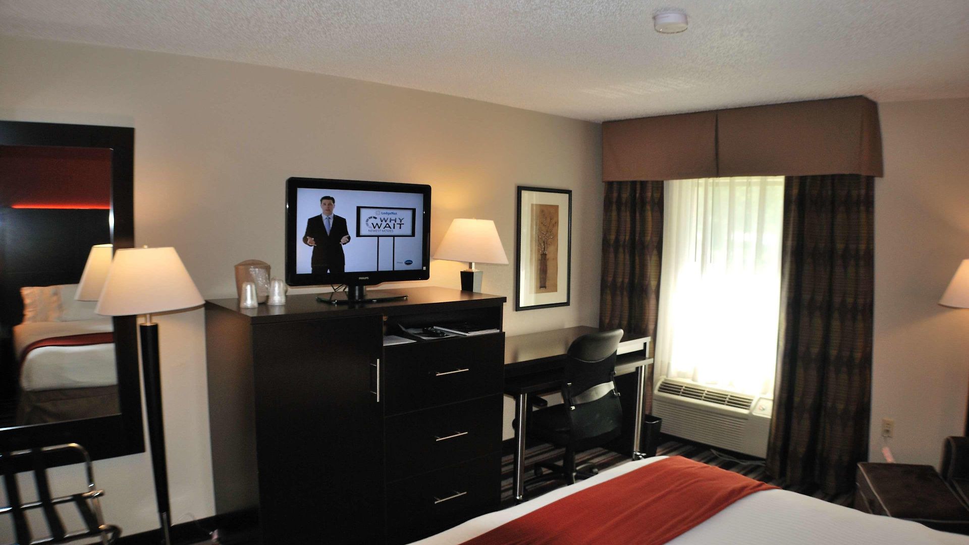 Express W-i40 By Ihg 3*