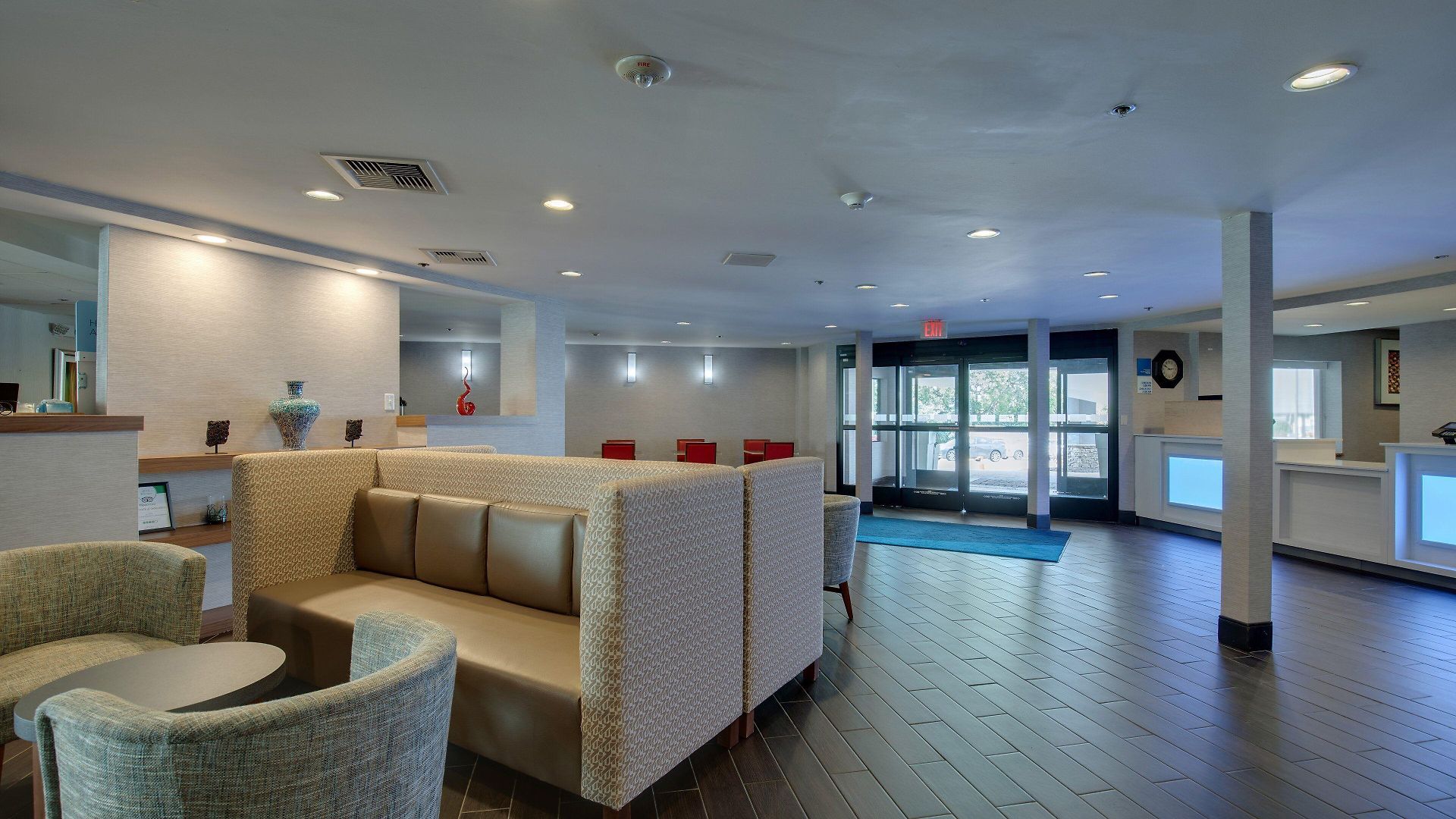 Express W-i40 By Ihg Nashville