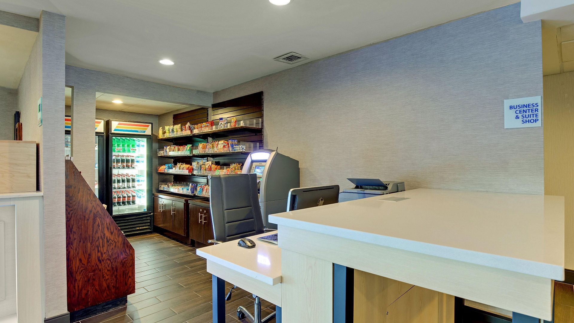 Express W-i40 By Ihg Hotel