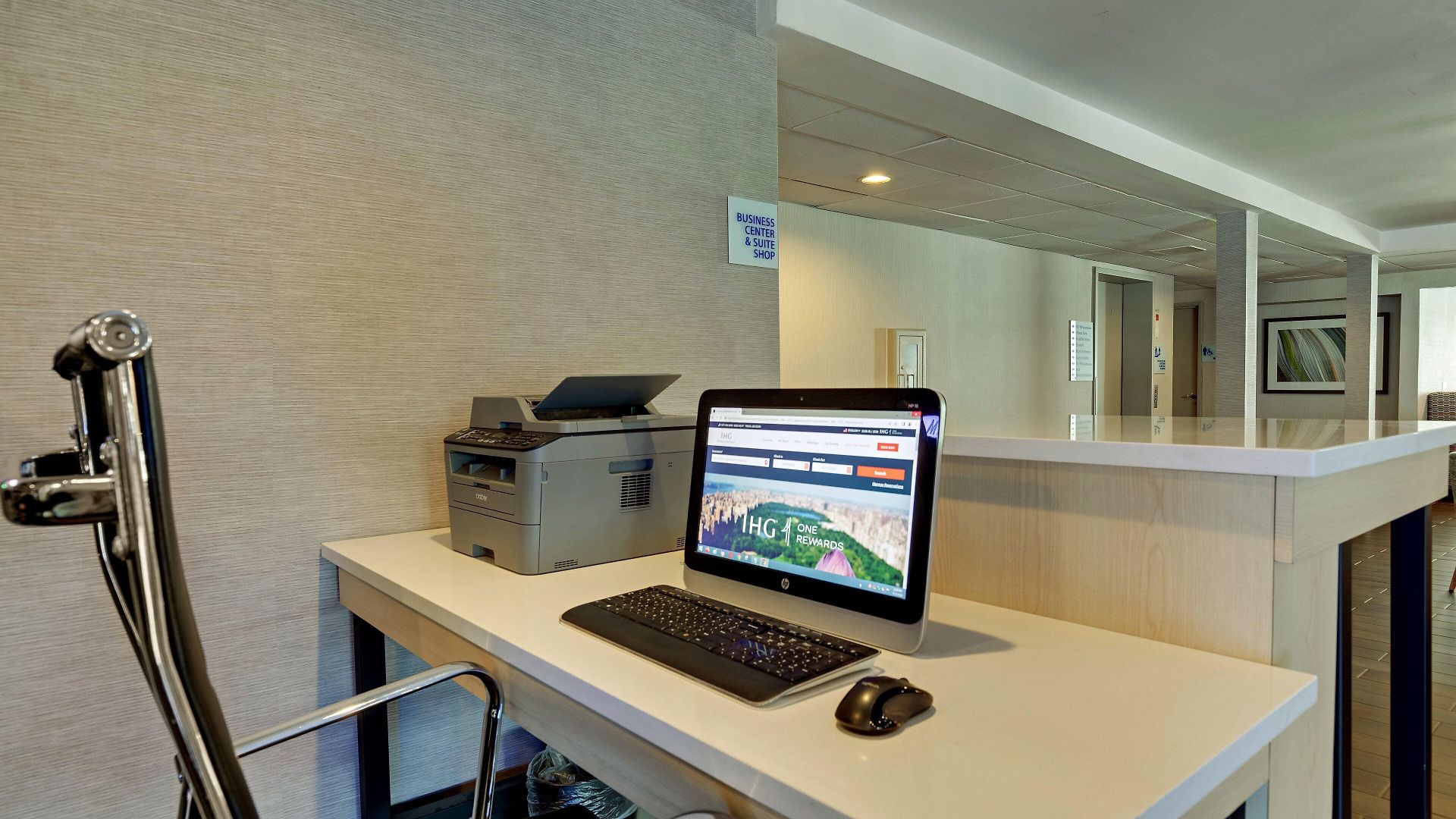Express W-i40 By Ihg 3* Nashville