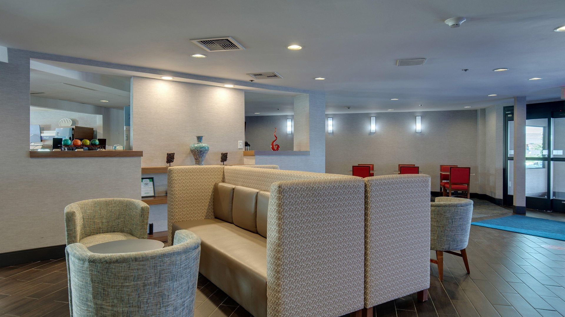 Express W-i40 By Ihg 3*