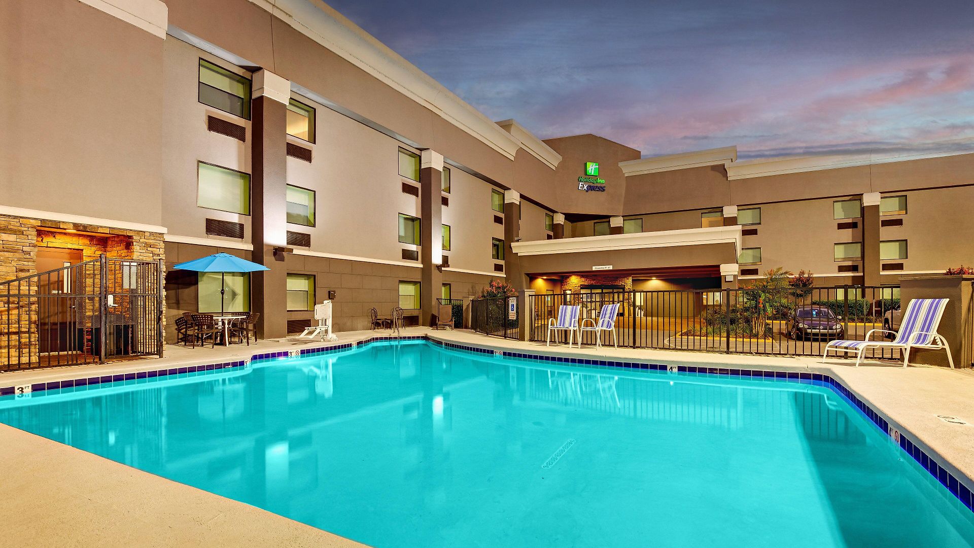 Hotel Express W-i40 By Ihg