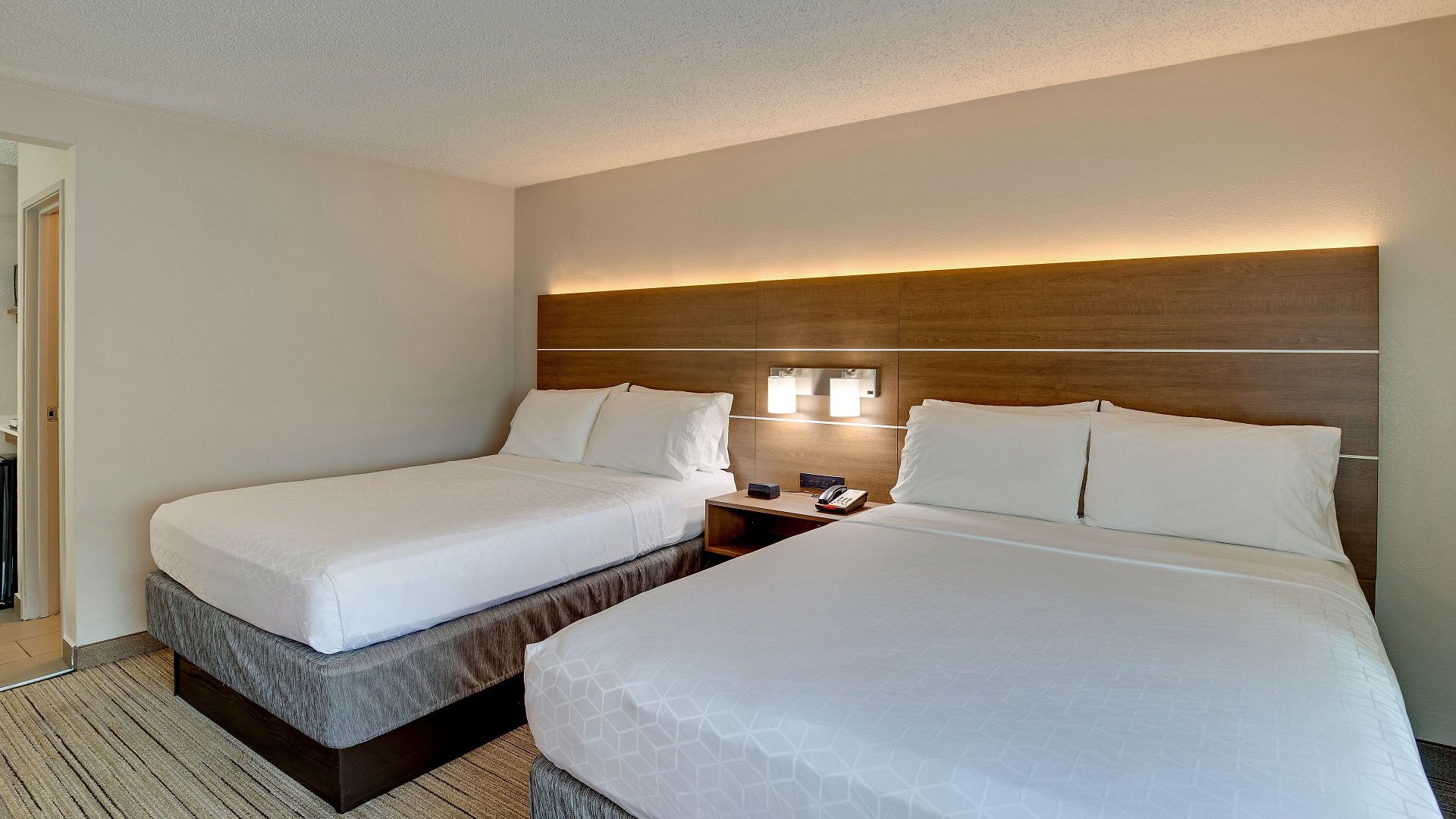 Express W-i40 By Ihg Hotel 3*