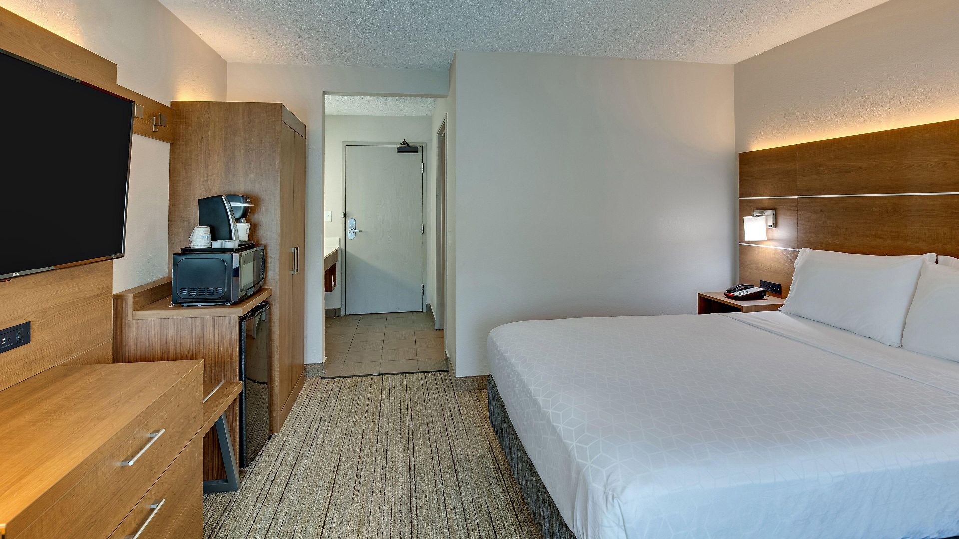 Express W-i40 By Ihg Hotel