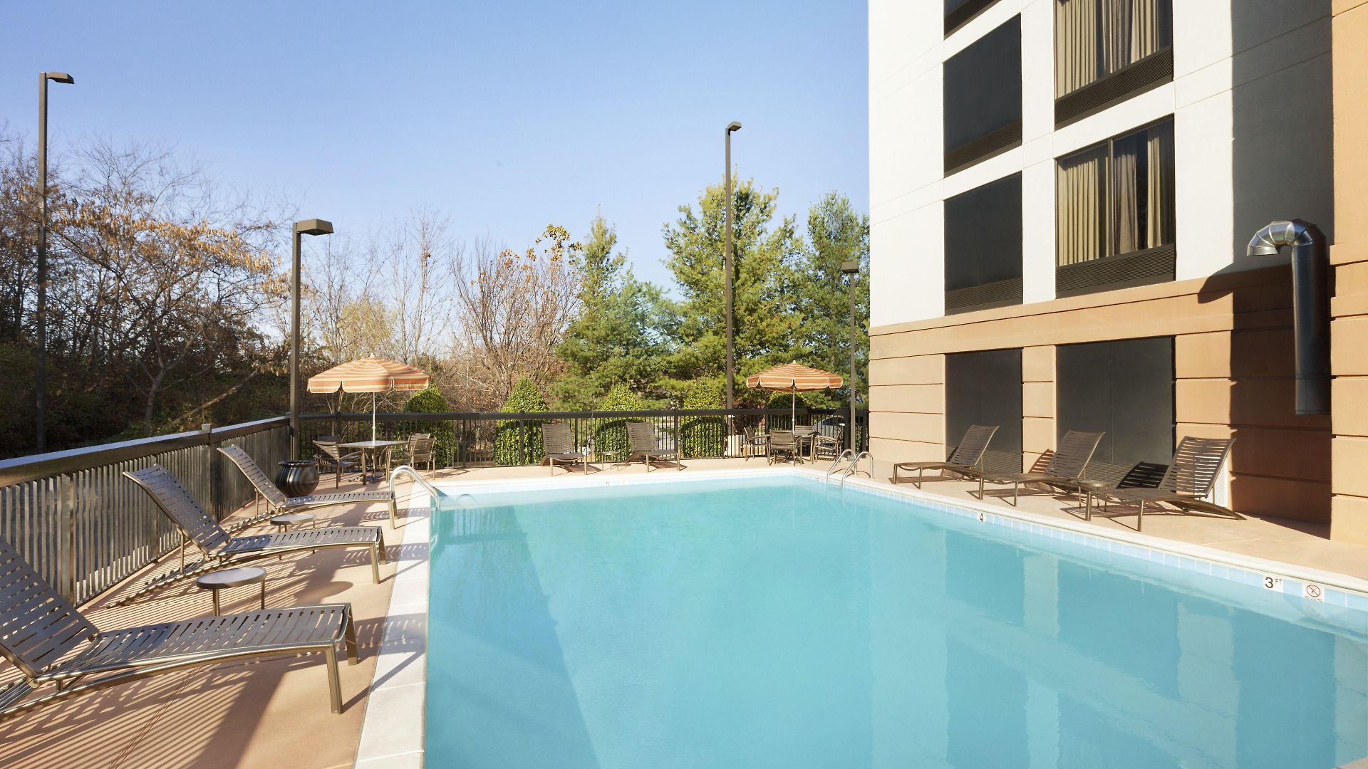 Bna Suites Hotel