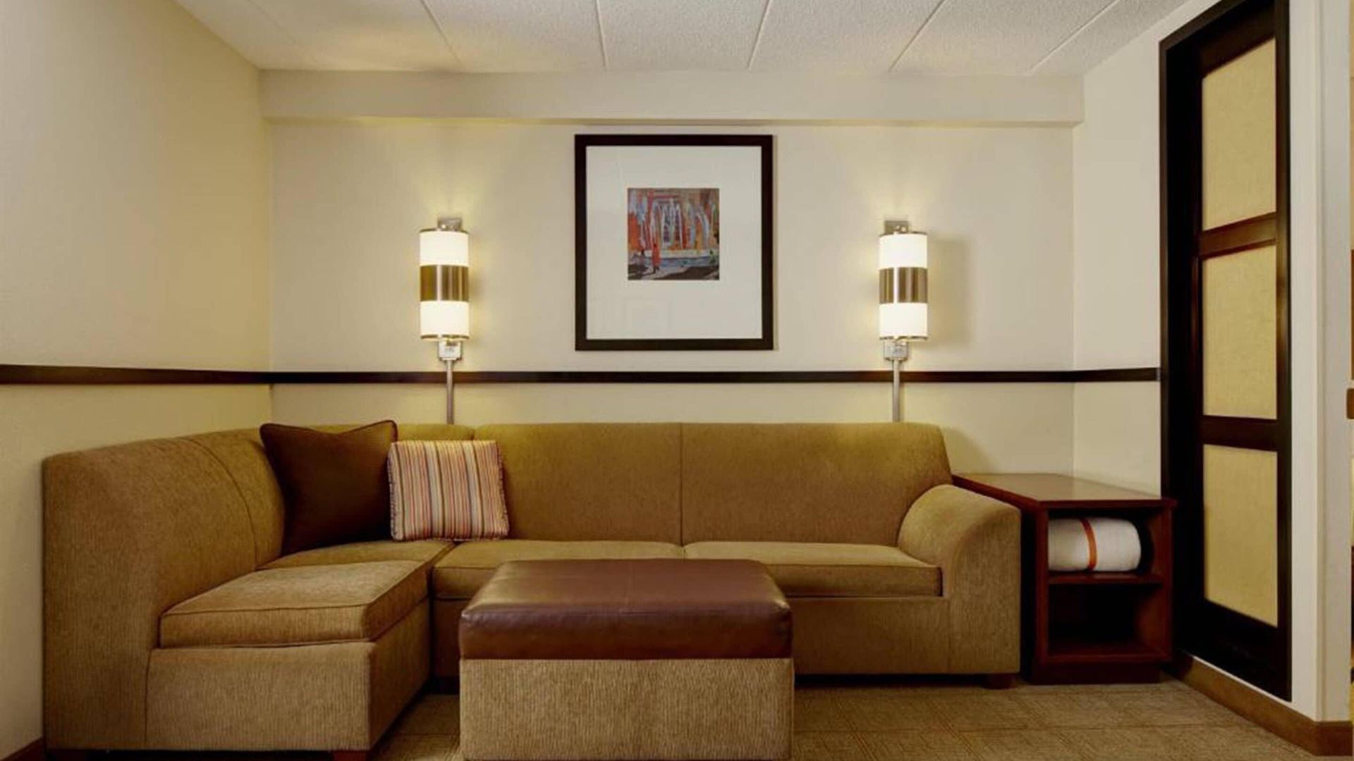 Bna Suites Hotel