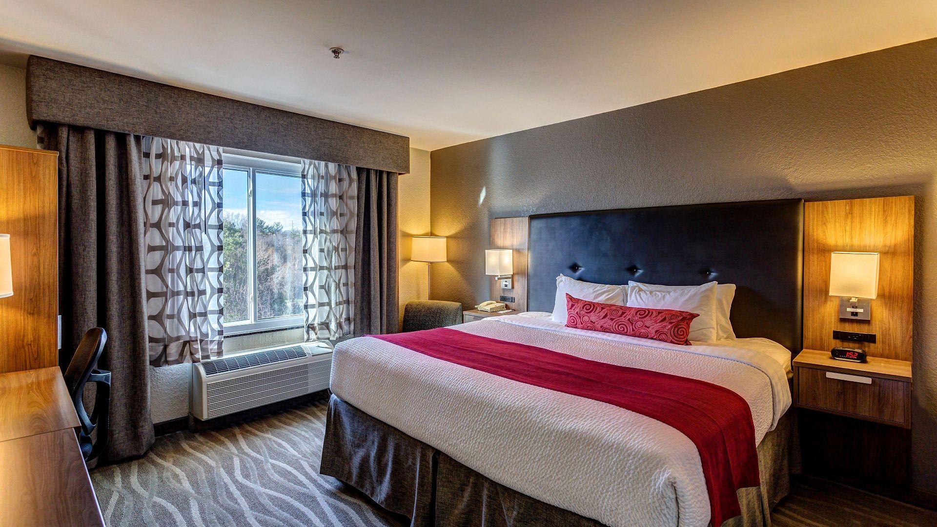 Western Airport - Bna 3*