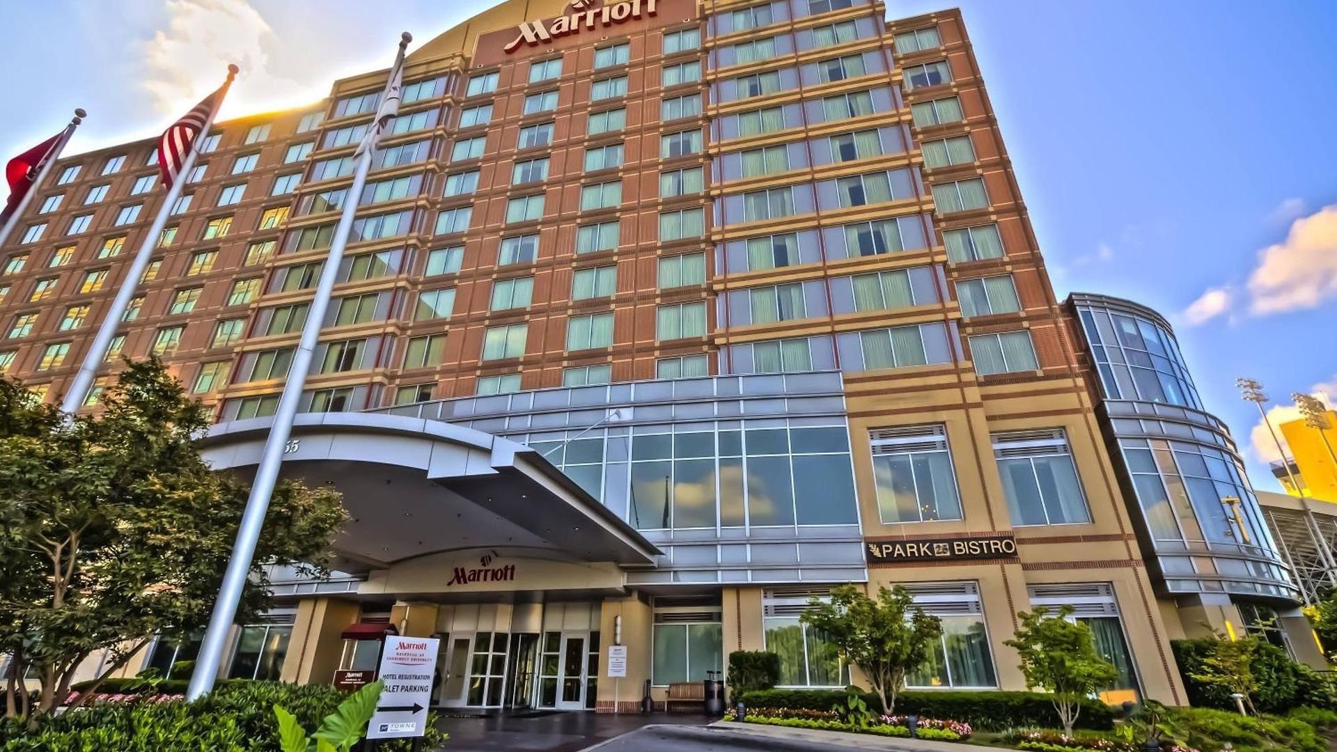 Marriott At Vanderbilt Hotel