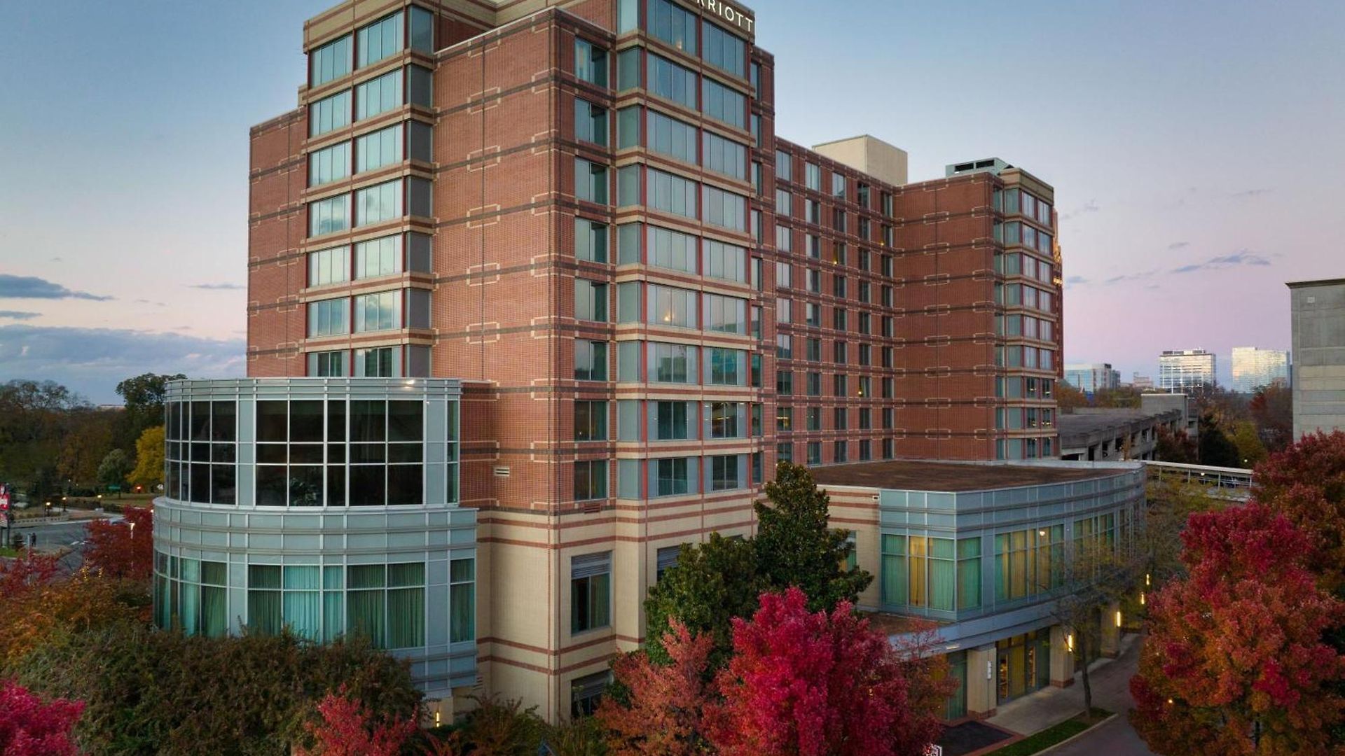 Marriott At Vanderbilt 4*