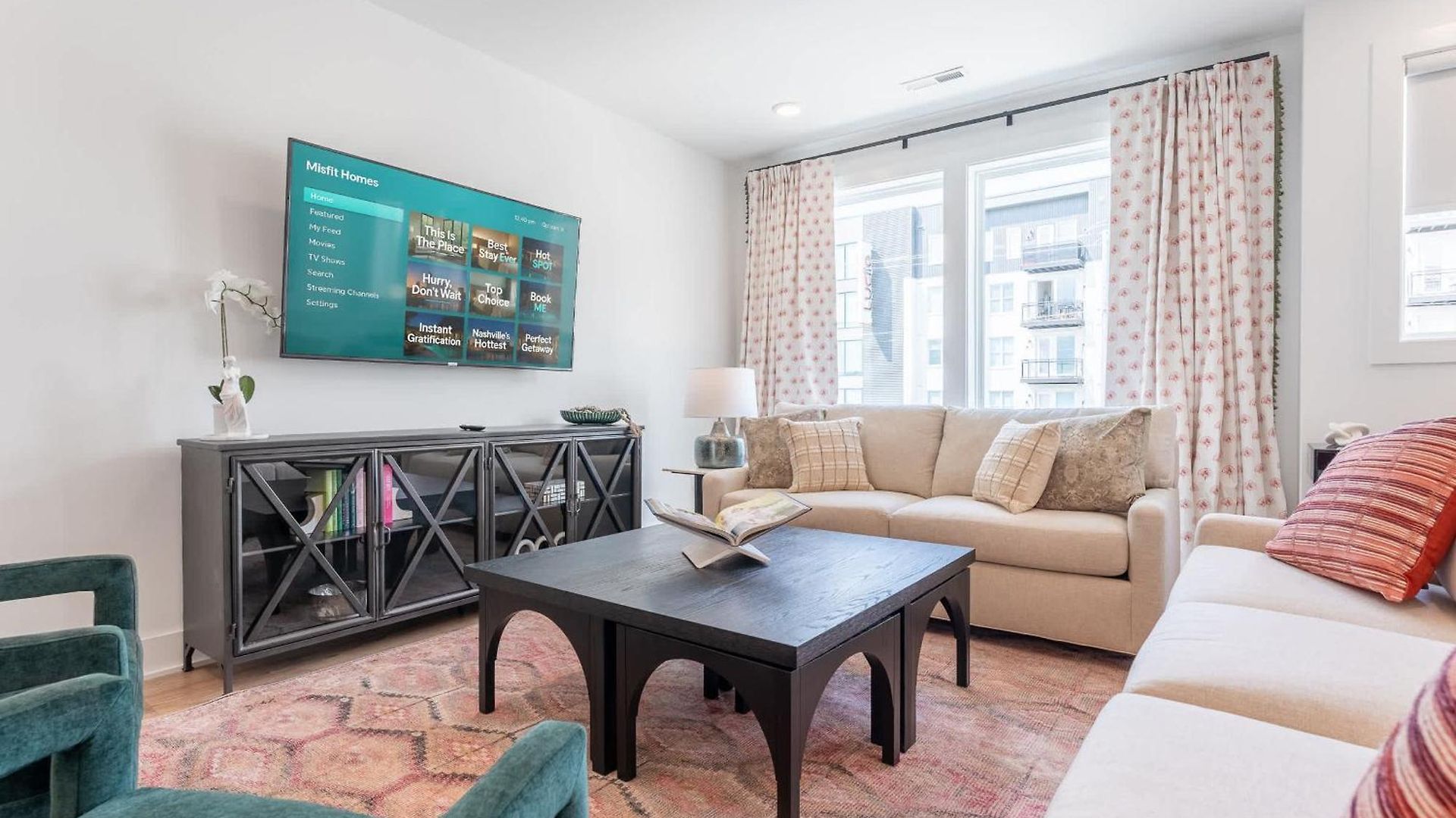 Luxe 4br Retreat With Hot Tub & Skyline Deck Holiday home *