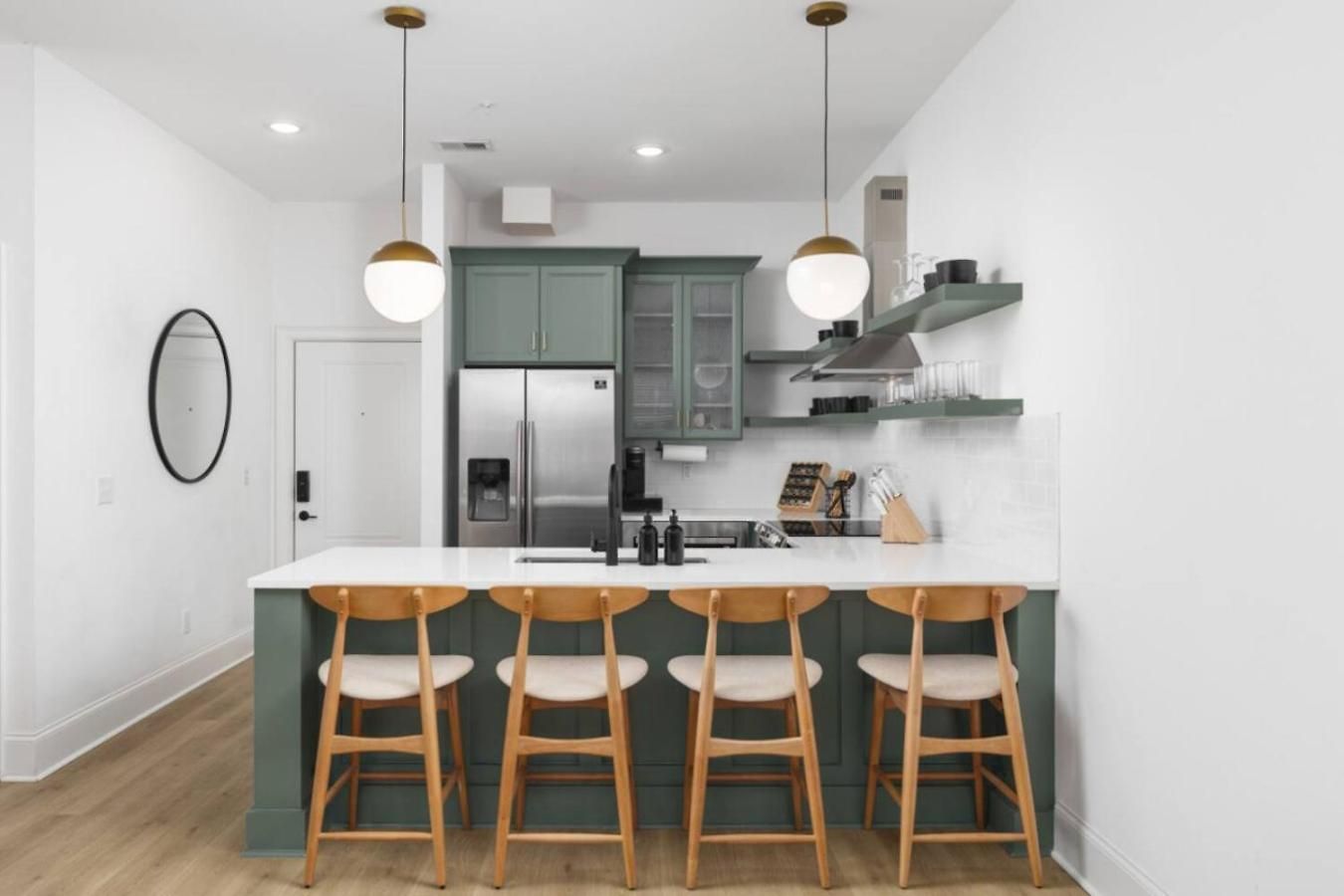 Sleeps 32 Only 10 Minutes To Broadway 4 Side By Side Holiday home Nashville