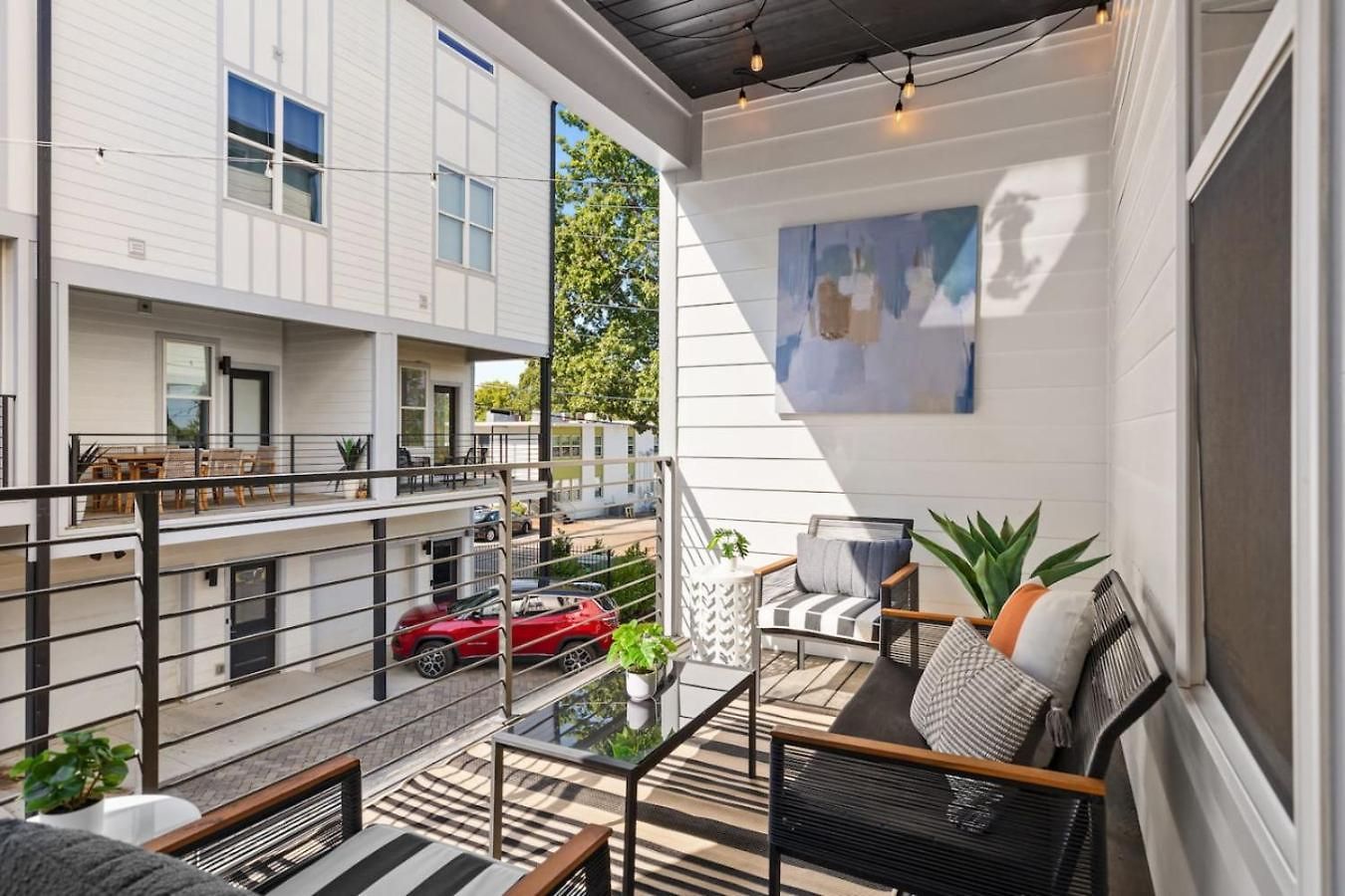 Private Rooftop Near Vanderbilt Only 2 Miles From Downtown Holiday home *