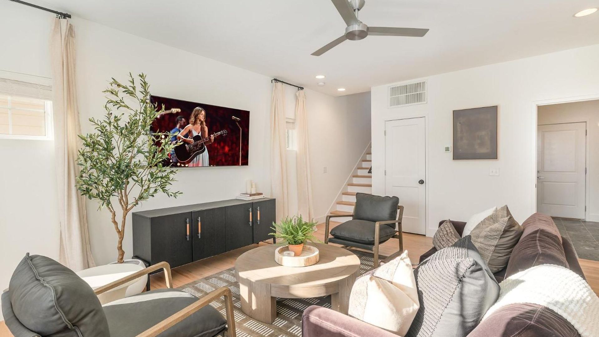 - 405 Marshall St #3 Nashville