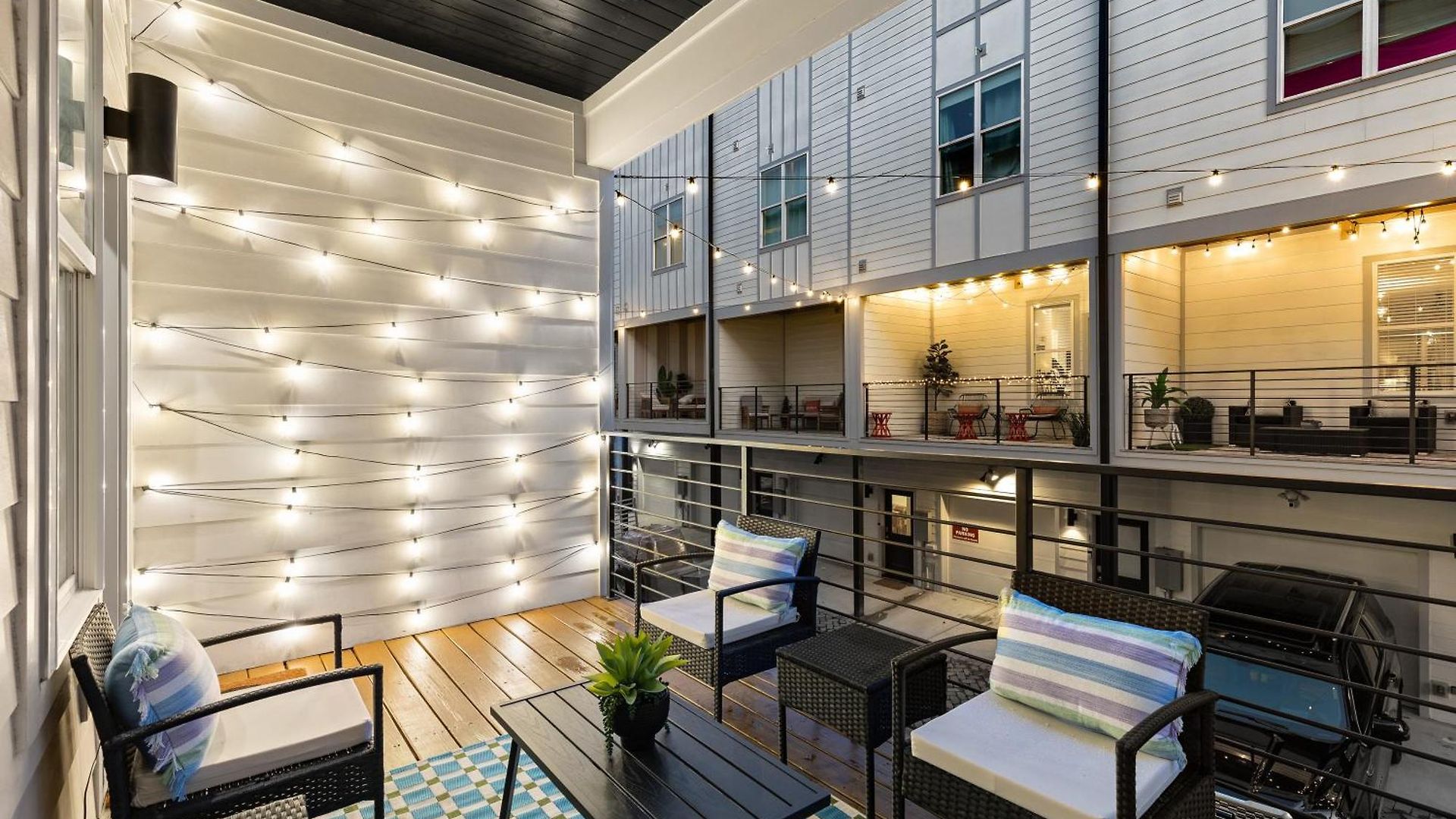 Holiday home Walk To Vanderbilt And Belmont With Garage And Rooftop Deck Nashville